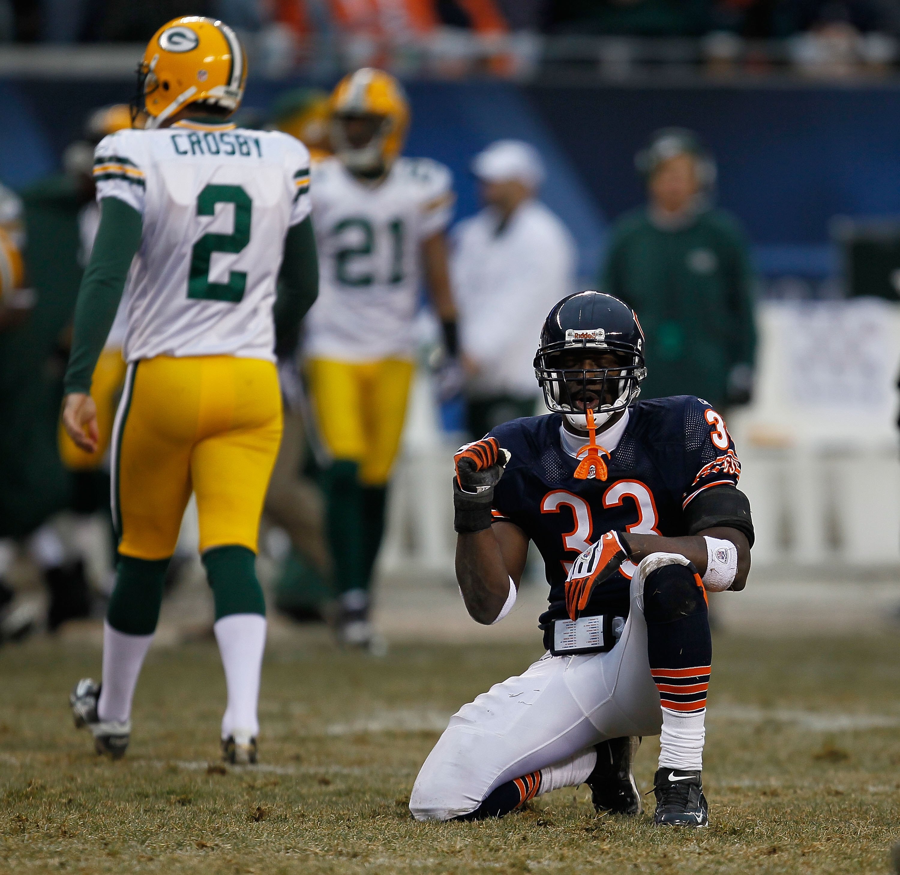 CHICAGO - DECEMBER 13: Charles Tillman #33 of the Chicago Bears celebrates a field goal miss by Mason Crosby #2 of the Green Bay Packers at Soldier Field on December 13, 2009 in Chicago, Illinois. The Packers defeated the Bears 21-14. (Photo by Jonathan D