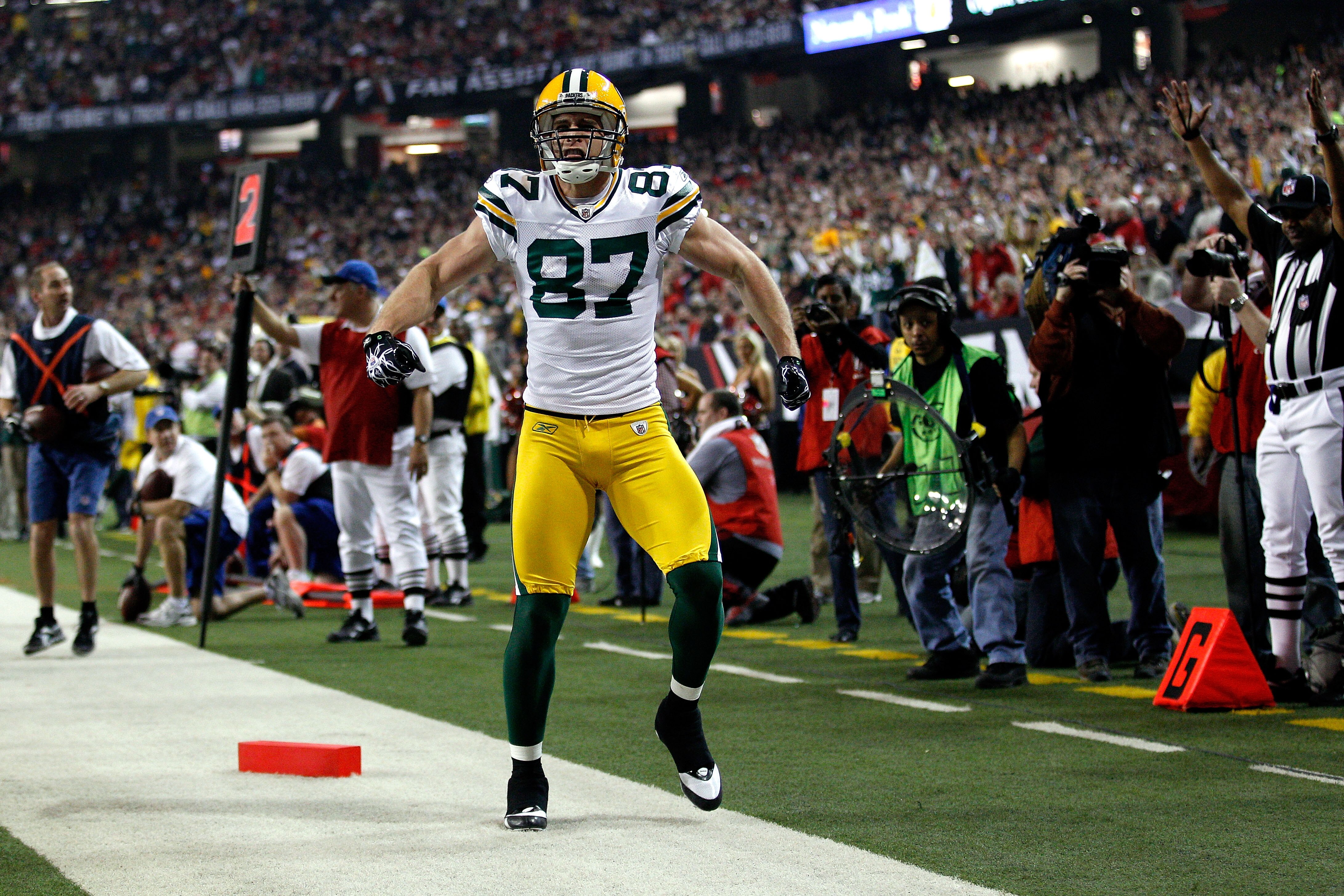 ATLANTA, GA - JANUARY 15:  Jordy Nelson #87 of the Green Bay Packers reacts after he scored a 6-yard touchdown reception in the second quarter against the Atlanta Falcons during their 2011 NFC divisional playoff game at Georgia Dome on January 15, 2011 in