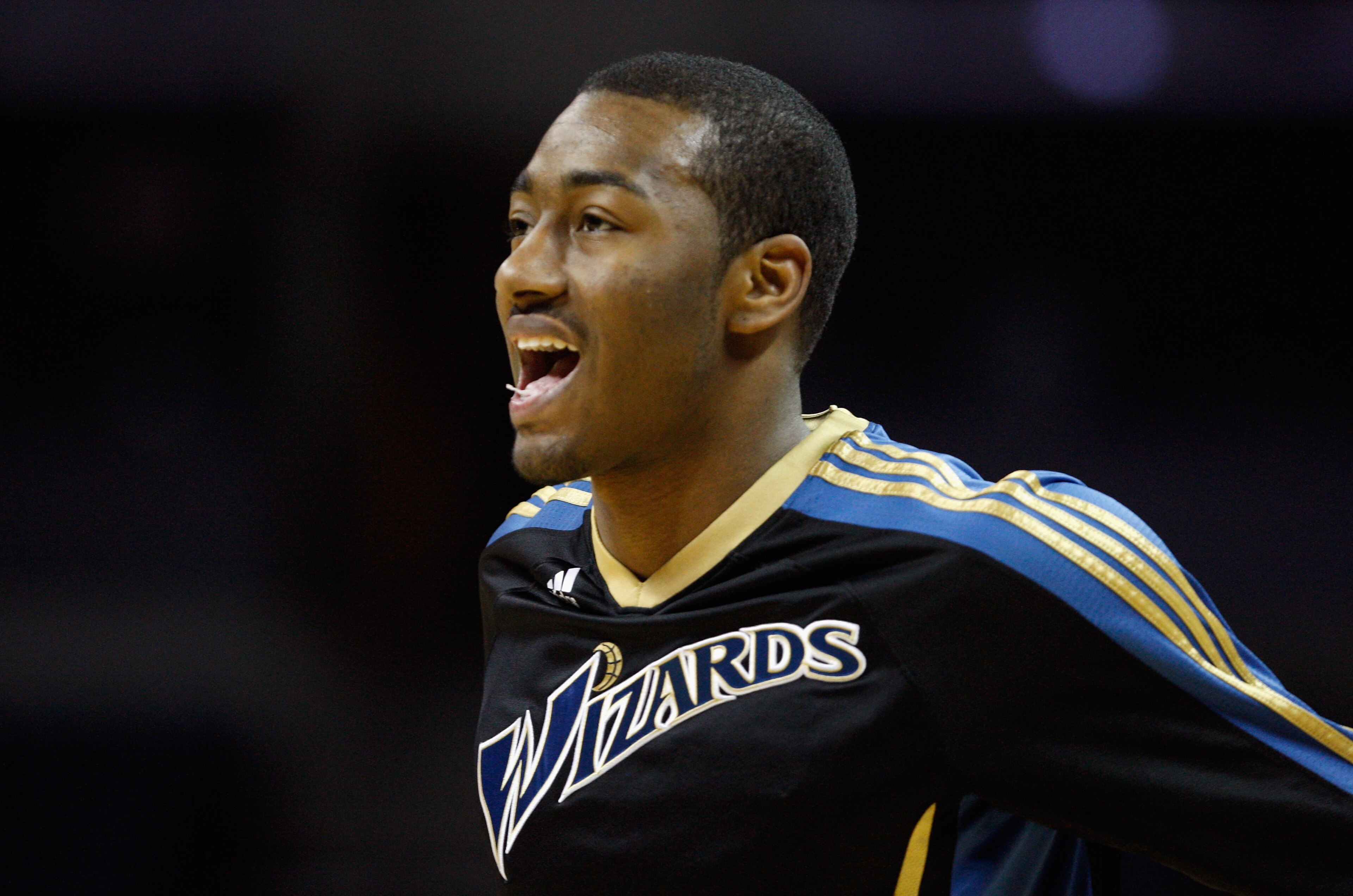 CHARLOTTE, NC - JANUARY 08: John Wall #2 of the Washington Wizards warms up against the Charlotte Bobcats before their game at Time Warner Cable Arena on January 8, 2011 in Charlotte, North Carolina. NOTE TO USER: User expressly acknowledges and agrees t CHARLOTTE, NC - JANUARY 08: John Wall #2 of the Washington Wizards warms up against the Charlotte Bobcats before their game at Time Warner Cable Arena on January 8, 2011 in Charlotte, North Carolina. NOTE TO USER: User expressly acknowledges and agrees t
