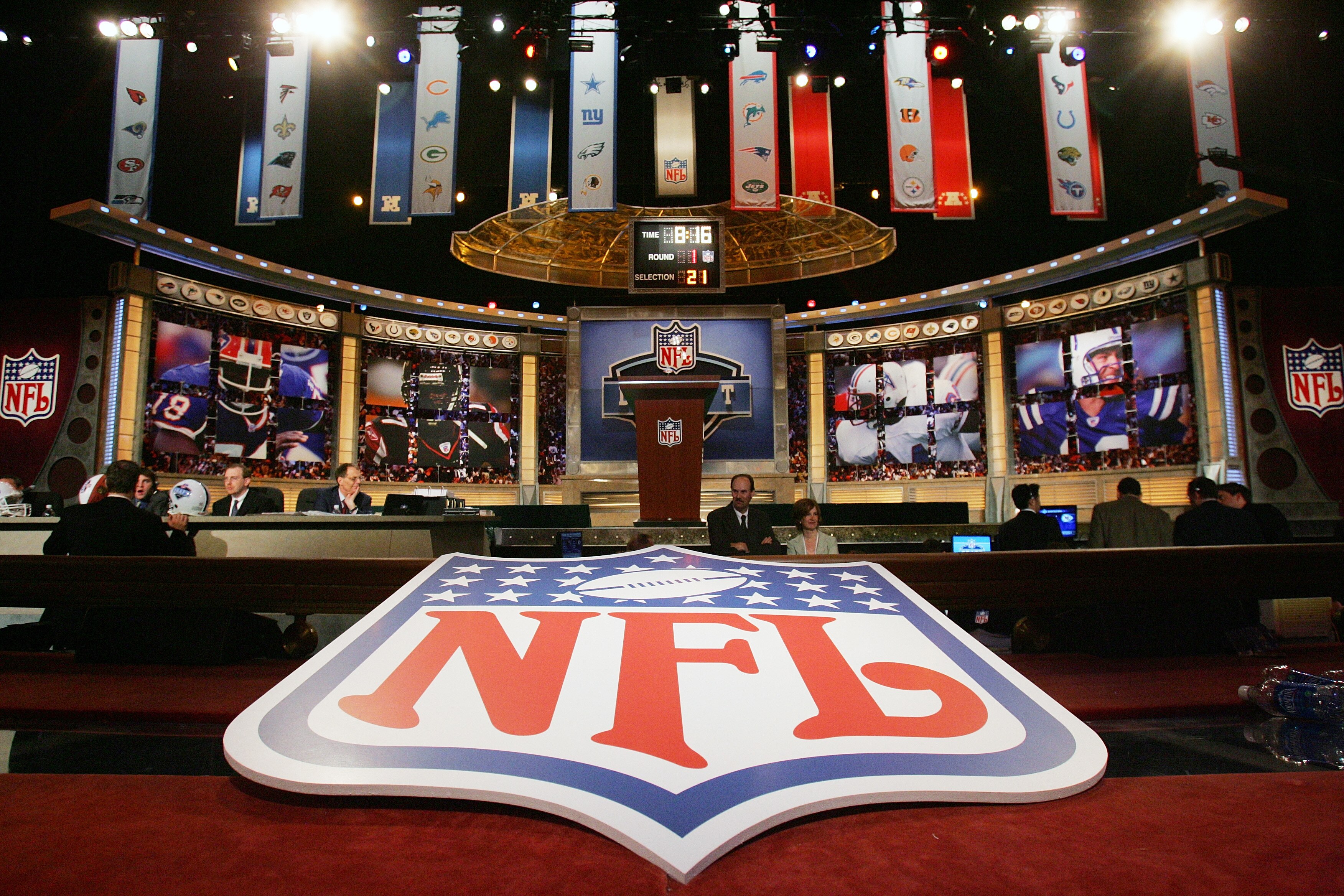 NEW YORK - APRIL 29:  The stage is shown with the NFL Logo at the 2006 NFL Draft on April 29, 2006 at Radio City Music Hall in New York, New York. (Photo by Chris Trotman/Getty Images)