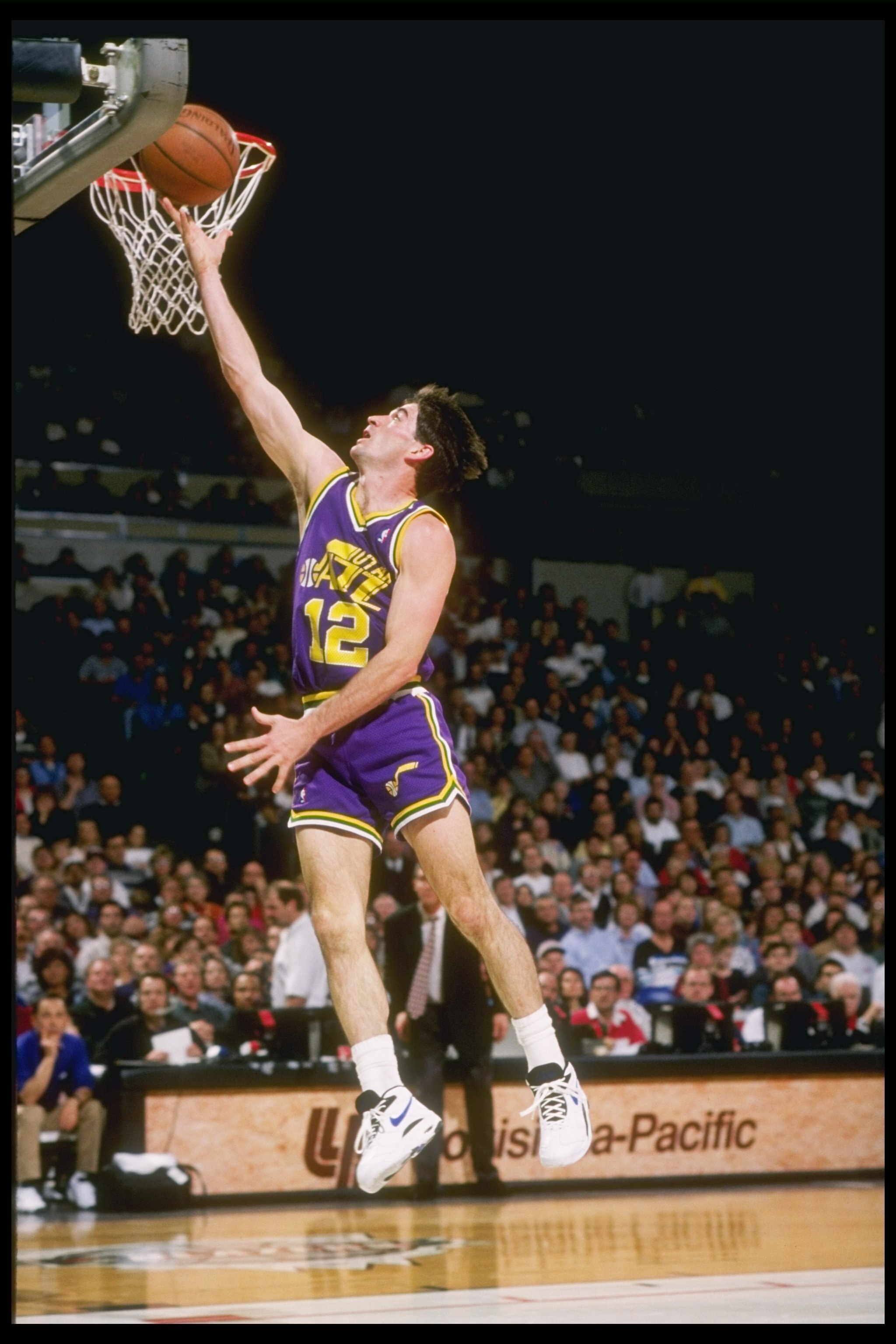24 Feb 1995:  Guard John Stockton of the Utah Jazz lays up the ball during a game against the Portland Trailblazers at the Rose Garden in Portland, Oregon.  The Trailblazers won the game 114-101. Mandatory Credit: Otto Greule  /Allsport