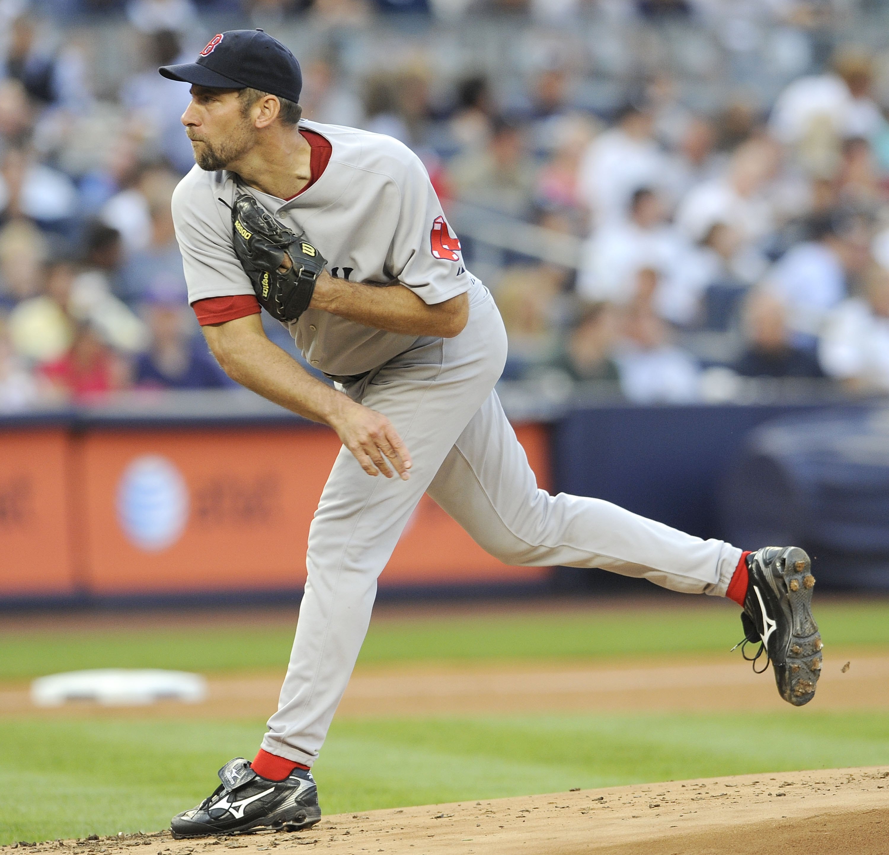 NEW YORK - AUGUST 06: John Smotlz #29 of the Boston Red Sox throws a pitch in the first inning of the AL baseball game against the New York Yankees at Yankee Stadium on August 6, 2009 in New York, New York.  (Photo by Paul Bereswill/Getty Images)