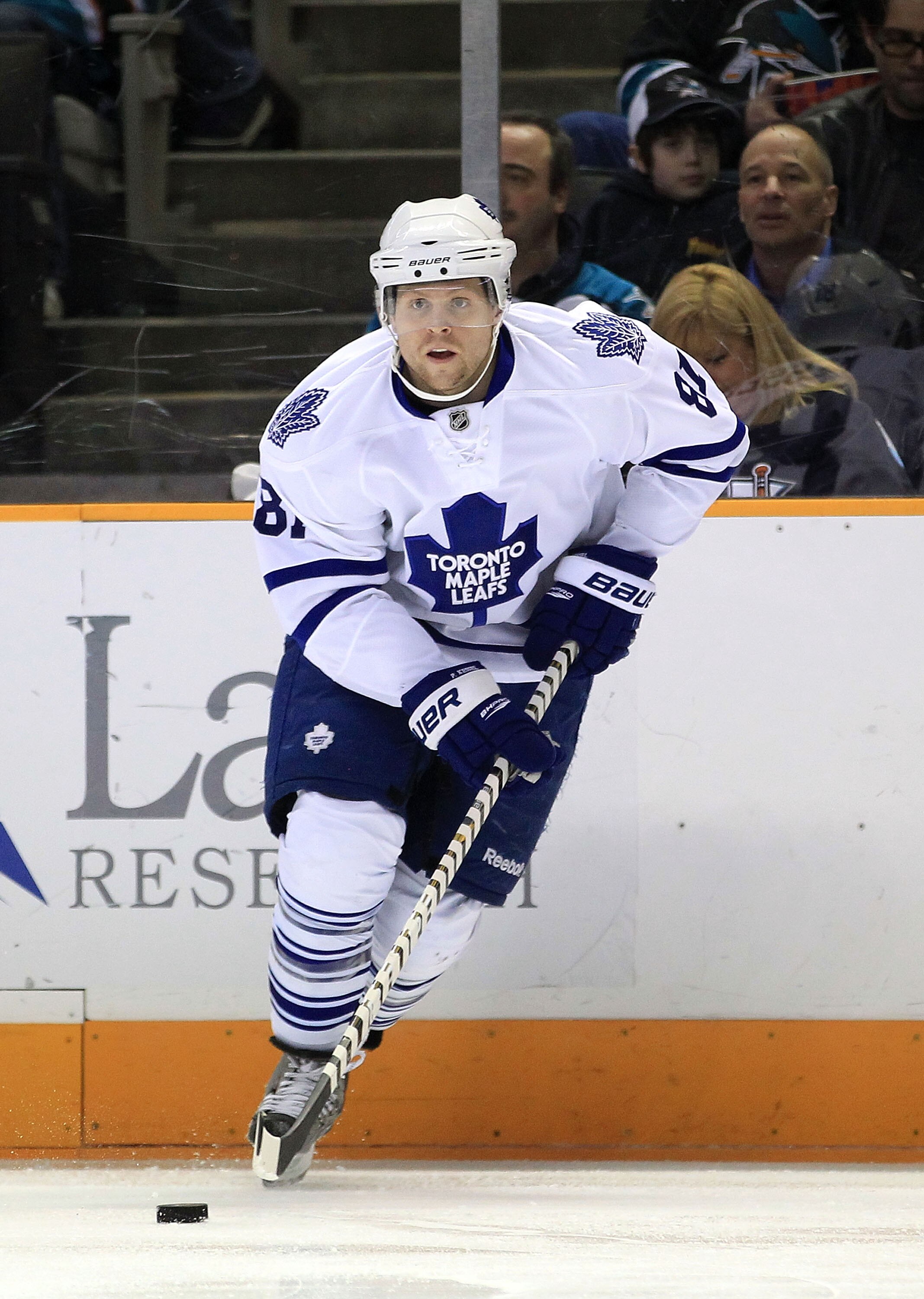 SAN JOSE, CA - JANUARY 11:  Phil Kessel #81 of the Toronto Maple Leafs in action against the San Jose Sharks at HP Pavilion on January 11, 2011 in San Jose, California.  (Photo by Ezra Shaw/Getty Images)