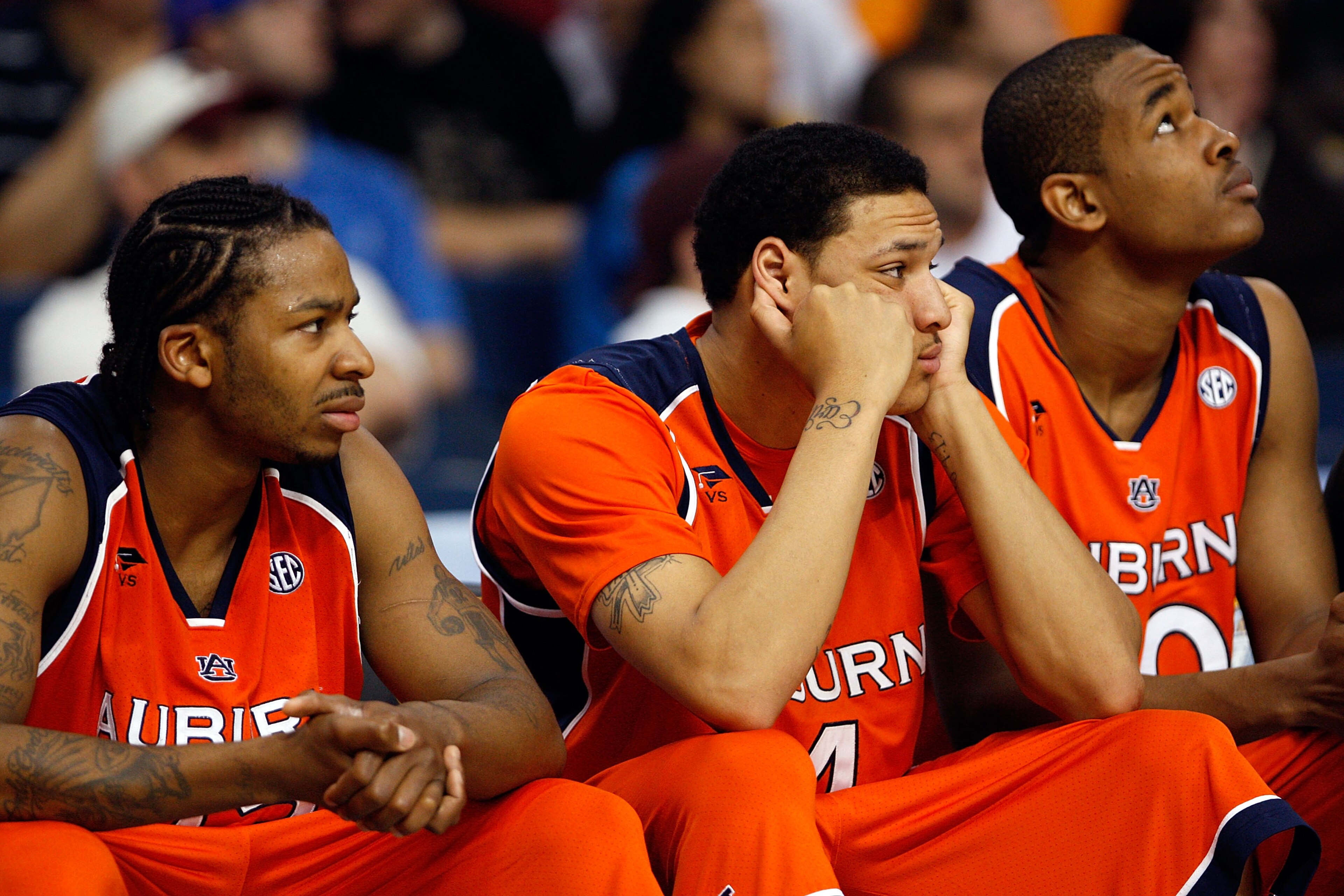 TAMPA, FL - MARCH 14:  Members of the Auburn Tigers watch the final moments during their  94-85 loss to the Tennessee Volunteers during the Semifinal round of the SEC Men's Basketball Tournament on March 14, 2009 at The St. Pete Times Forum in Tampa, Flor