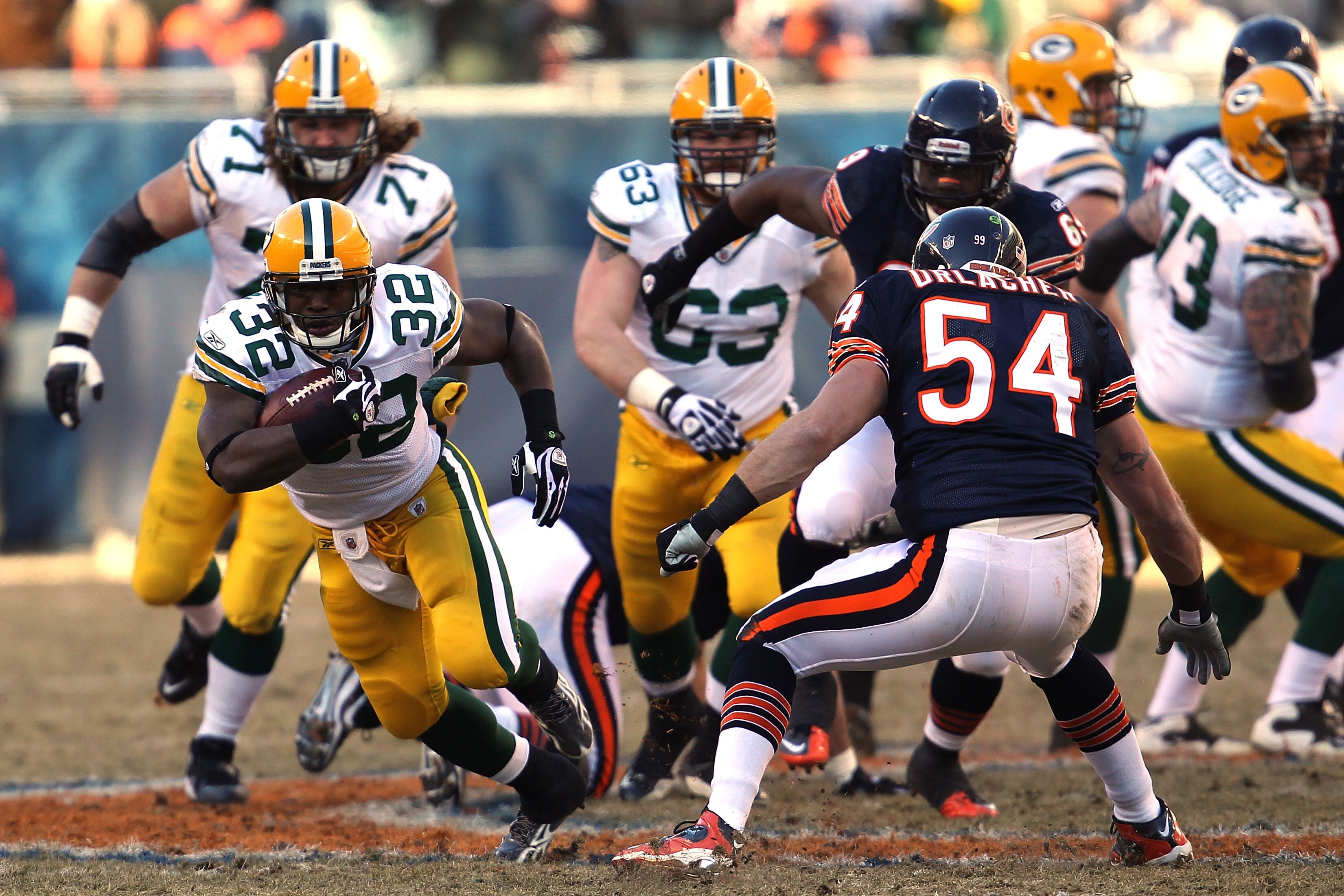 CHICAGO, IL - JANUARY 23: Brandon Jackson #32 of the Green Bay Packers runs the ball against the Chicago Bears in the NFC Championship Game at Soldier Field on January 23, 2011 in Chicago, Illinois. (Photo by Jonathan Daniel/Getty Images) CHICAGO, IL - JANUARY 23: Brandon Jackson #32 of the Green Bay Packers runs the ball against the Chicago Bears in the NFC Championship Game at Soldier Field on January 23, 2011 in Chicago, Illinois. (Photo by Jonathan Daniel/Getty Images)