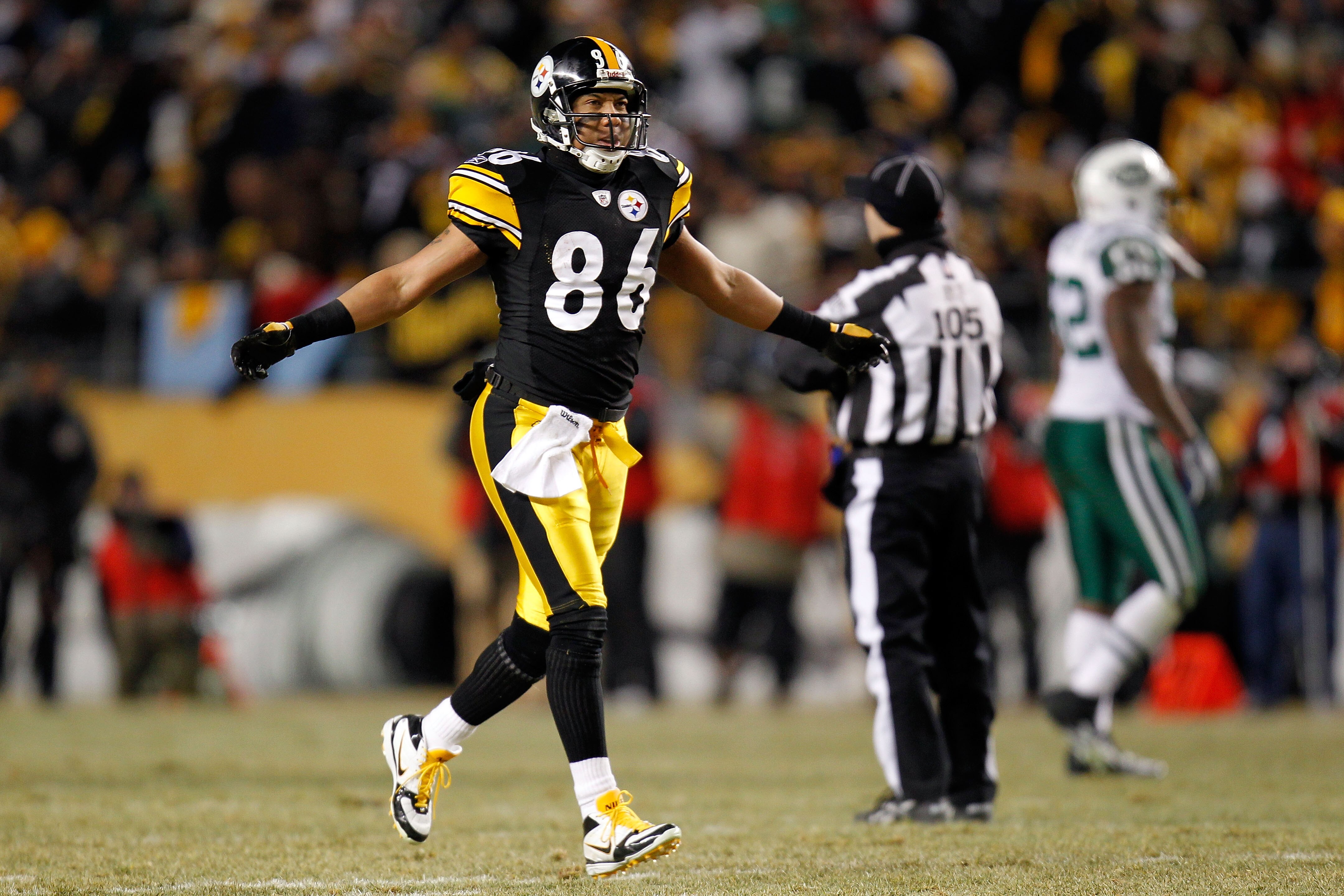 PITTSBURGH, PA - JANUARY 23: Hines Ward #86 of the Pittsburgh Steelers reacts against the New York Jets during the 2011 AFC Championship game at Heinz Field on January 23, 2011 in Pittsburgh, Pennsylvania. (Photo by Gregory Shamus/Getty Images) PITTSBURGH, PA - JANUARY 23: Hines Ward #86 of the Pittsburgh Steelers reacts against the New York Jets during the 2011 AFC Championship game at Heinz Field on January 23, 2011 in Pittsburgh, Pennsylvania. (Photo by Gregory Shamus/Getty Images)