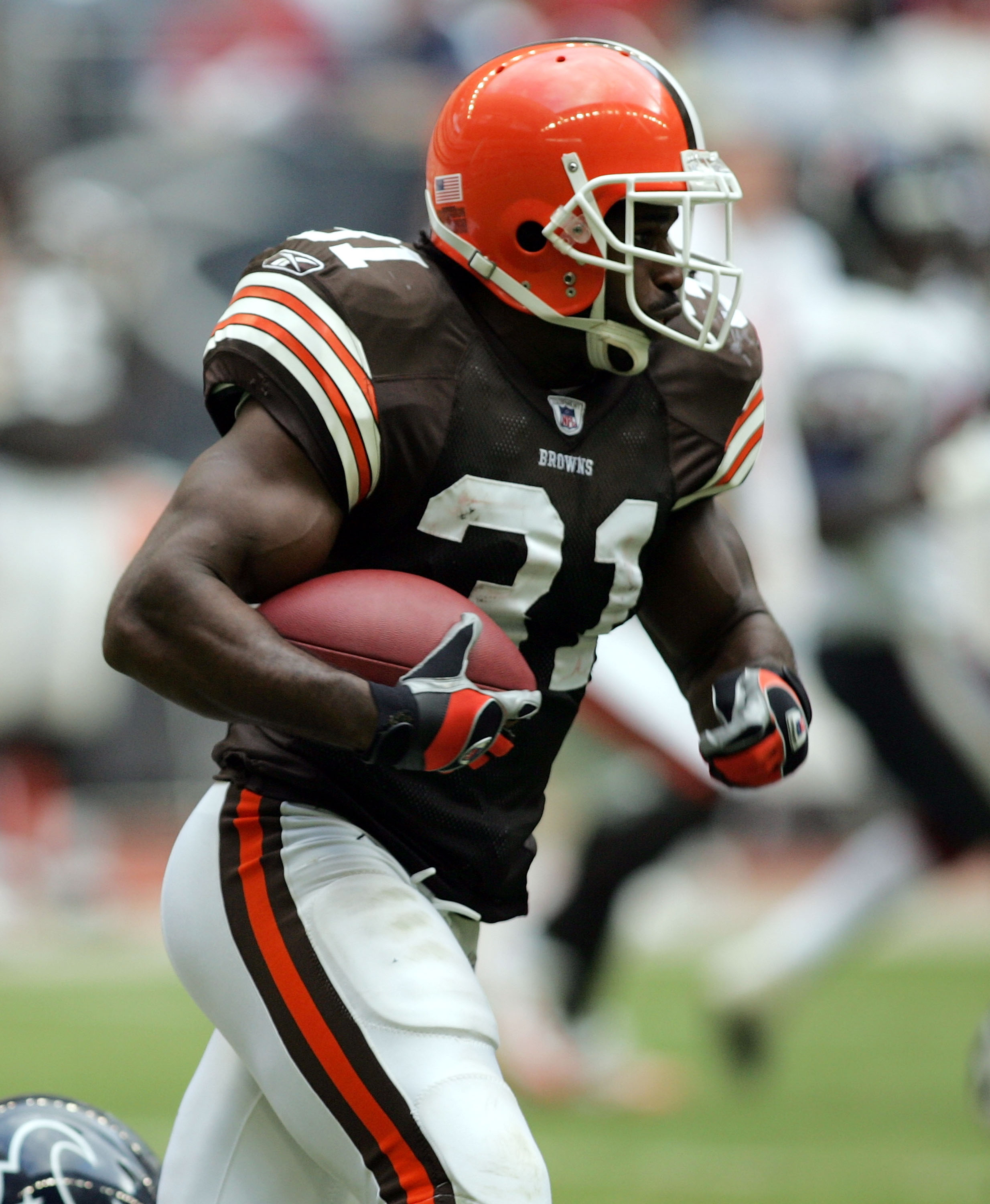 HOUSTON - OCTOBER 30:  Running back William Green #31 of the Cleveland Browns looks for room to run against the Houston Texans on October 30, 2005 at Reliant Stadium in Houston, Texas. (Photo by Doug Benc/Getty Images)
