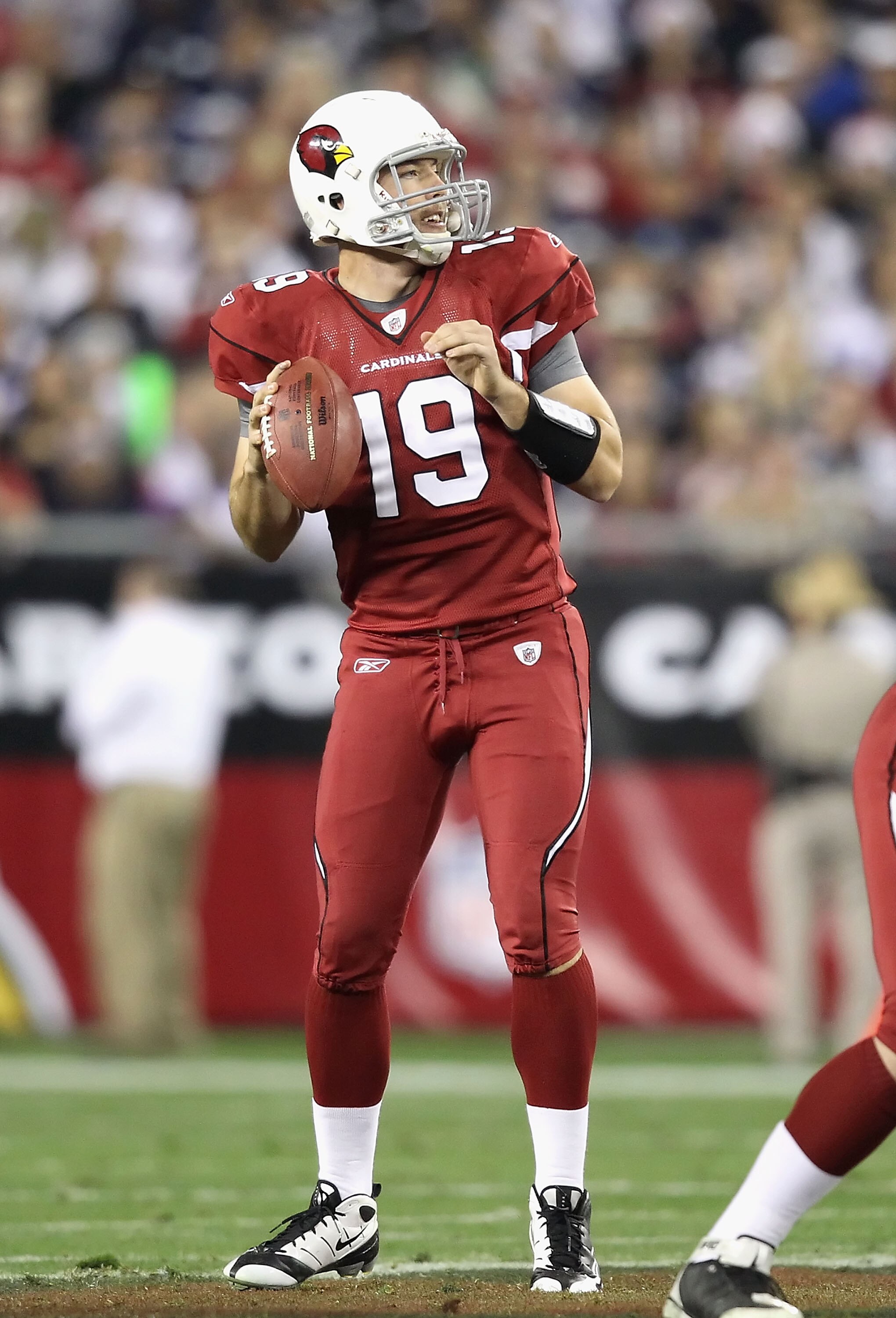 GLENDALE, AZ - DECEMBER 25:  Quarterback John Skelton #19 of the Arizona Cardinals drops back to pass during the NFL game against the Dallas Cowboys at the University of Phoenix Stadium on December 25, 2010 in Glendale, Arizona. The Cardinals defeated the