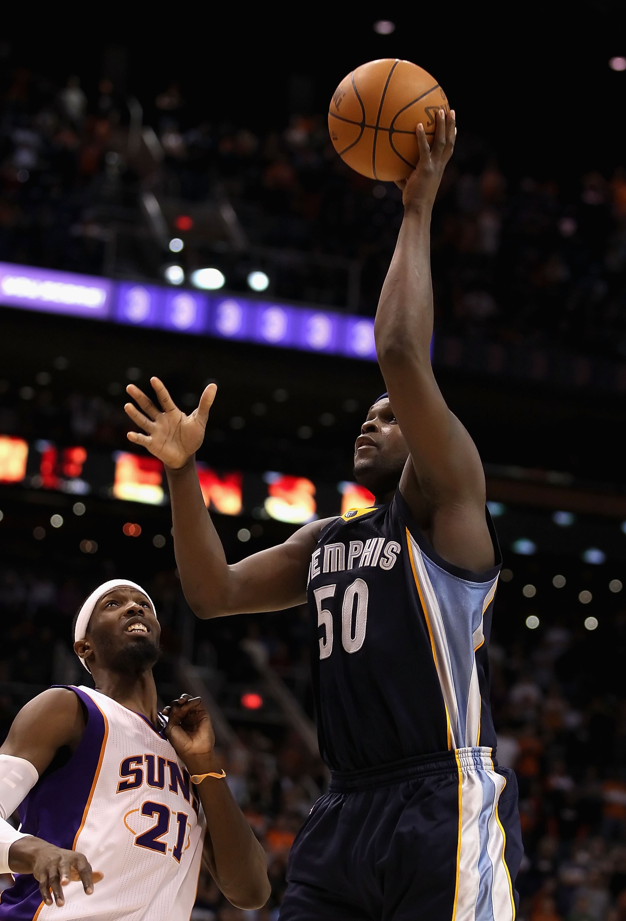 PHOENIX - DECEMBER 08: Zach Randolph #50 of the Memphis Grizzlies puts up a shot against the Phoenix Suns during the NBA game at US Airways Center on December 8, 2010 in Phoenix, Arizona. NOTE TO USER: User expressly acknowledges and agrees that, by down PHOENIX - DECEMBER 08: Zach Randolph #50 of the Memphis Grizzlies puts up a shot against the Phoenix Suns during the NBA game at US Airways Center on December 8, 2010 in Phoenix, Arizona. NOTE TO USER: User expressly acknowledges and agrees that, by down