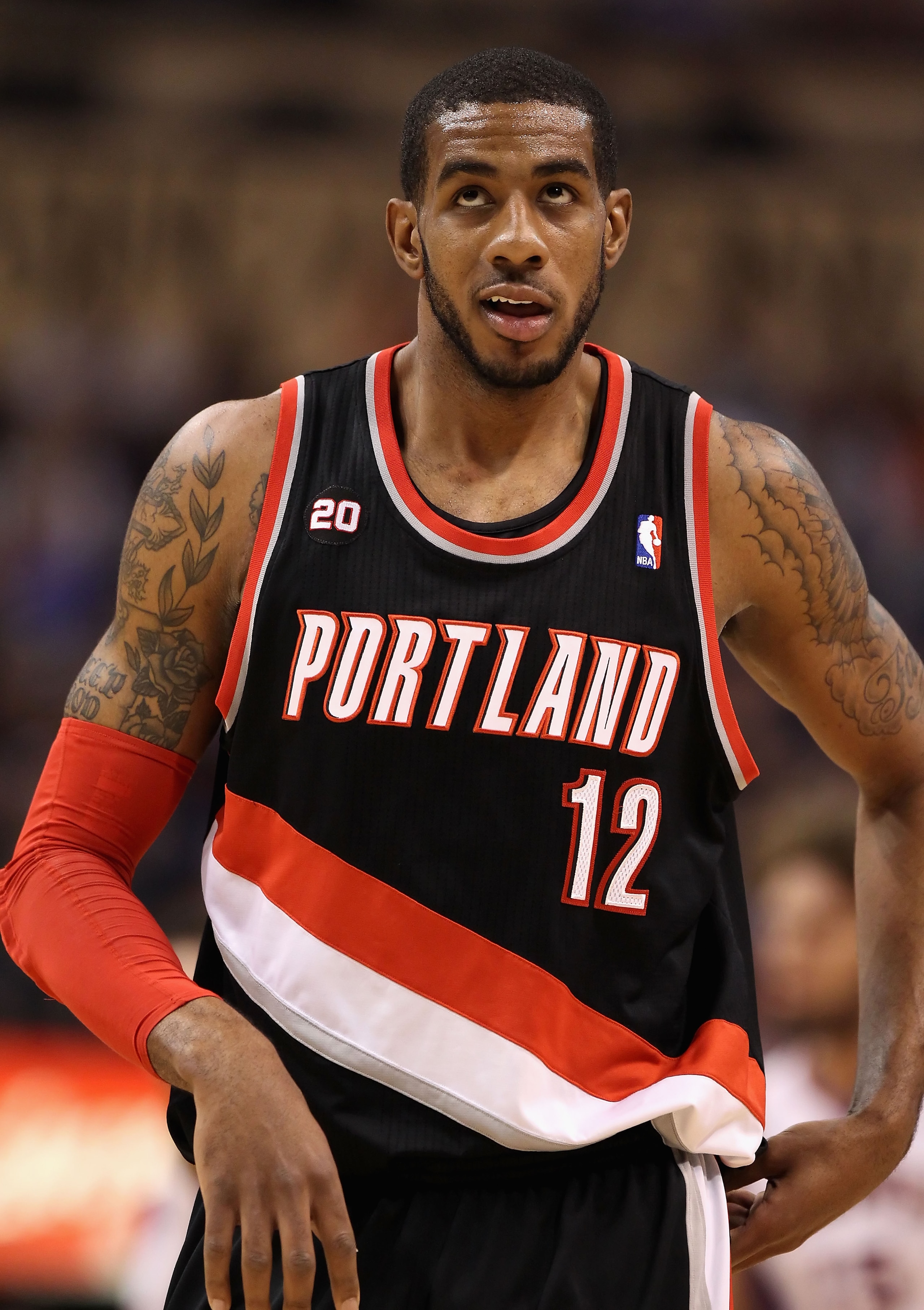 PHOENIX, AZ - JANUARY 14: LaMarcus Aldridge #12 of the Portland Trail Blazers in action during the NBA game against the Phoenix Suns at US Airways Center on January 14, 2011 in Phoenix, Arizona. The Suns defeated the Trail Blazers 115-111. NOTE TO USER: PHOENIX, AZ - JANUARY 14: LaMarcus Aldridge #12 of the Portland Trail Blazers in action during the NBA game against the Phoenix Suns at US Airways Center on January 14, 2011 in Phoenix, Arizona. The Suns defeated the Trail Blazers 115-111. NOTE TO USER: