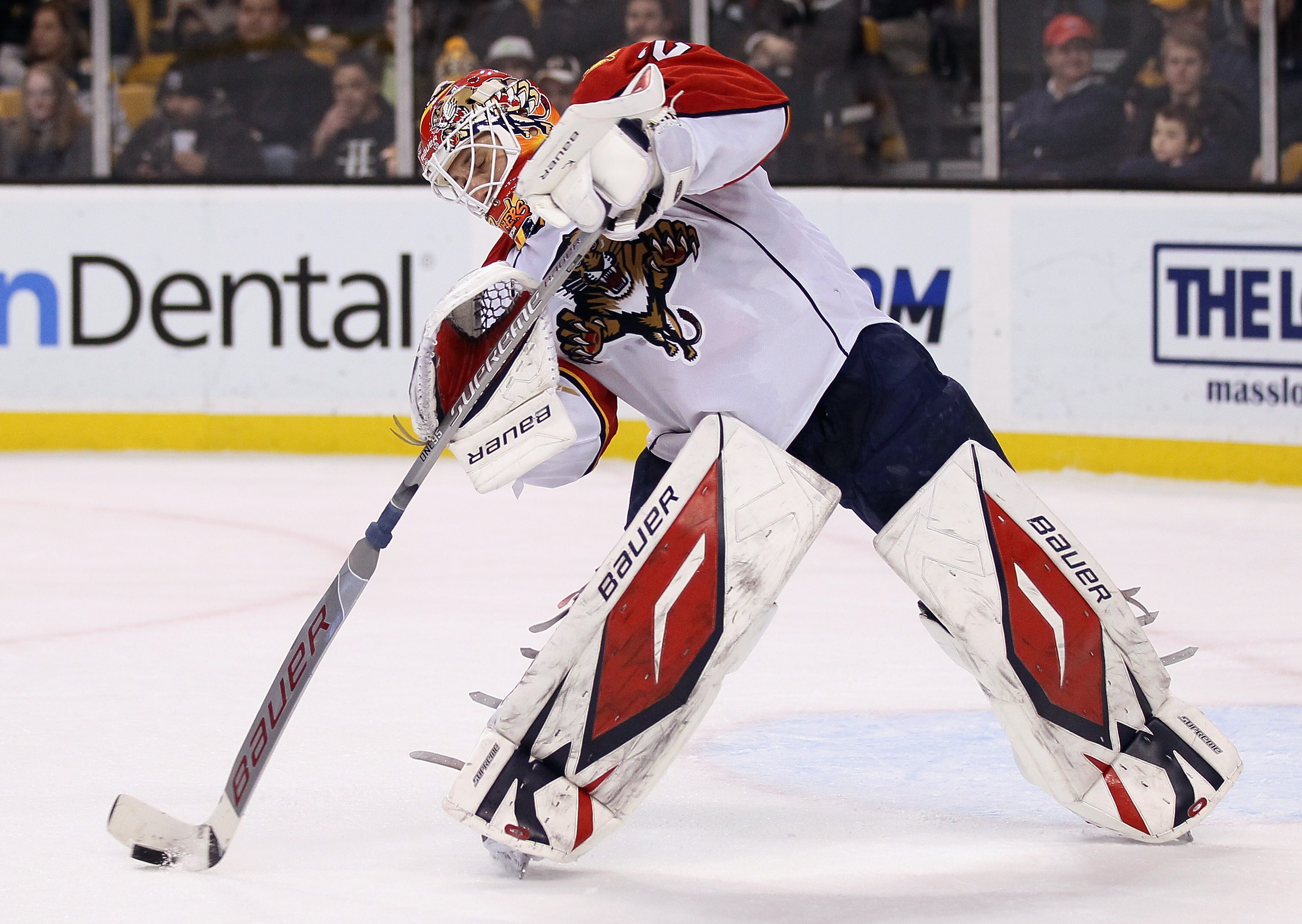 BOSTON, MA - JANUARY 26:  Tomas Vokoun #29 of Florida Panthers stops a shot in the first period against the Boston Bruins on January 26, 2011 at the TD Garden in Boston, Massachusetts.  (Photo by Elsa/Getty Images)