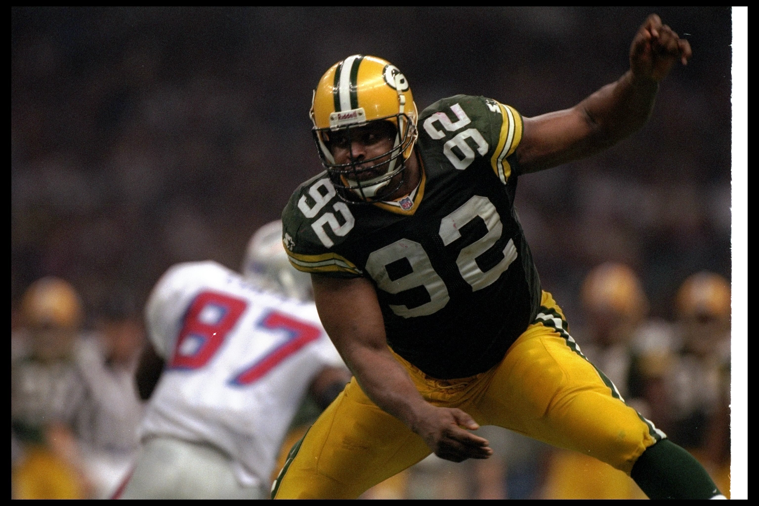 26 Jan 1997:  Defensive lineman Reggie White of the Green Bay Packers looks on during Super Bowl XXXI against the New England Patriots at the Superdome in New Orleans, Louisiana.  The Packers won the game, 35-21. Mandatory Credit: Doug Pensinger  /Allspor