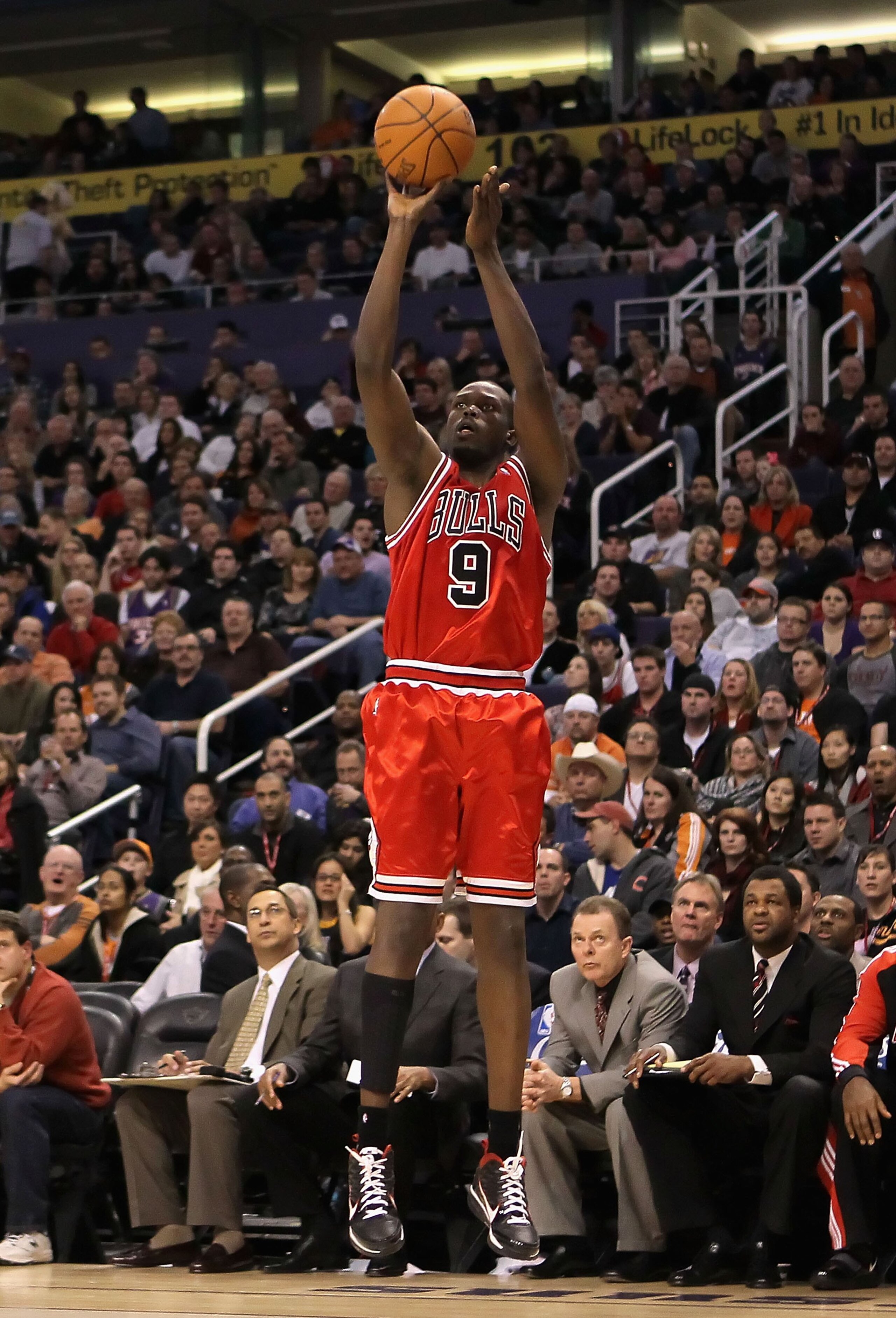 PHOENIX - JANUARY 22:  Luol Deng #9 of the Chicago Bulls puts up a three point shot against the Phoenix Suns during the NBA game at US Airways Center on January 22, 2010 in Phoenix, Arizona. The Bulls defeated the Suns 115-104.  NOTE TO USER: User express