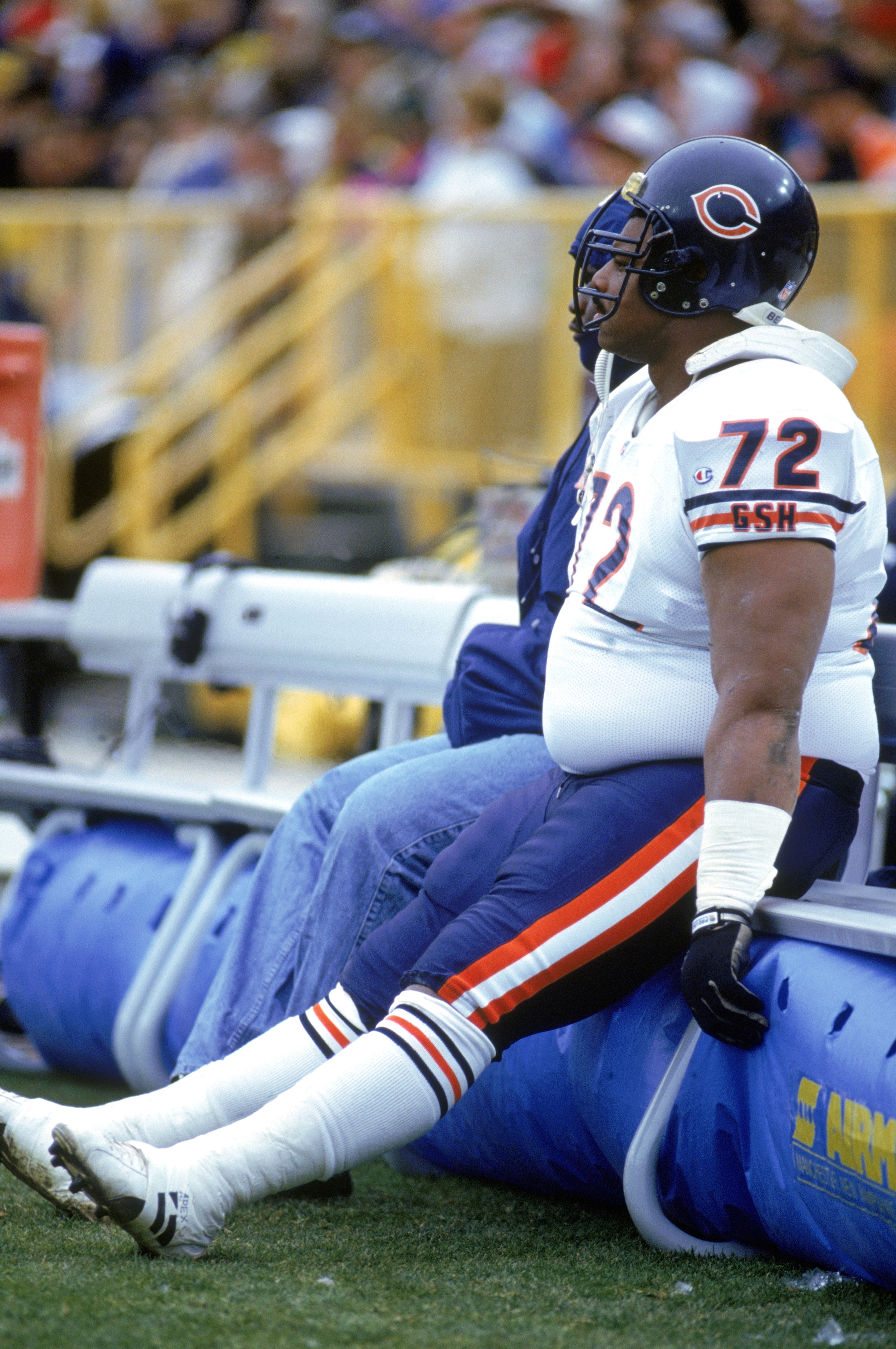 GREEN BAY, WI - OCTOBER 31:  William Perry #72 of the Chicago Bears looks on during game with the Green Bay Packers at Lambeau Field on October 31, 1993 in Green Bay, Wisconsin.  Packers defeated Bears 17-3 (Photo by Jonathan Daniel/Getty Images)