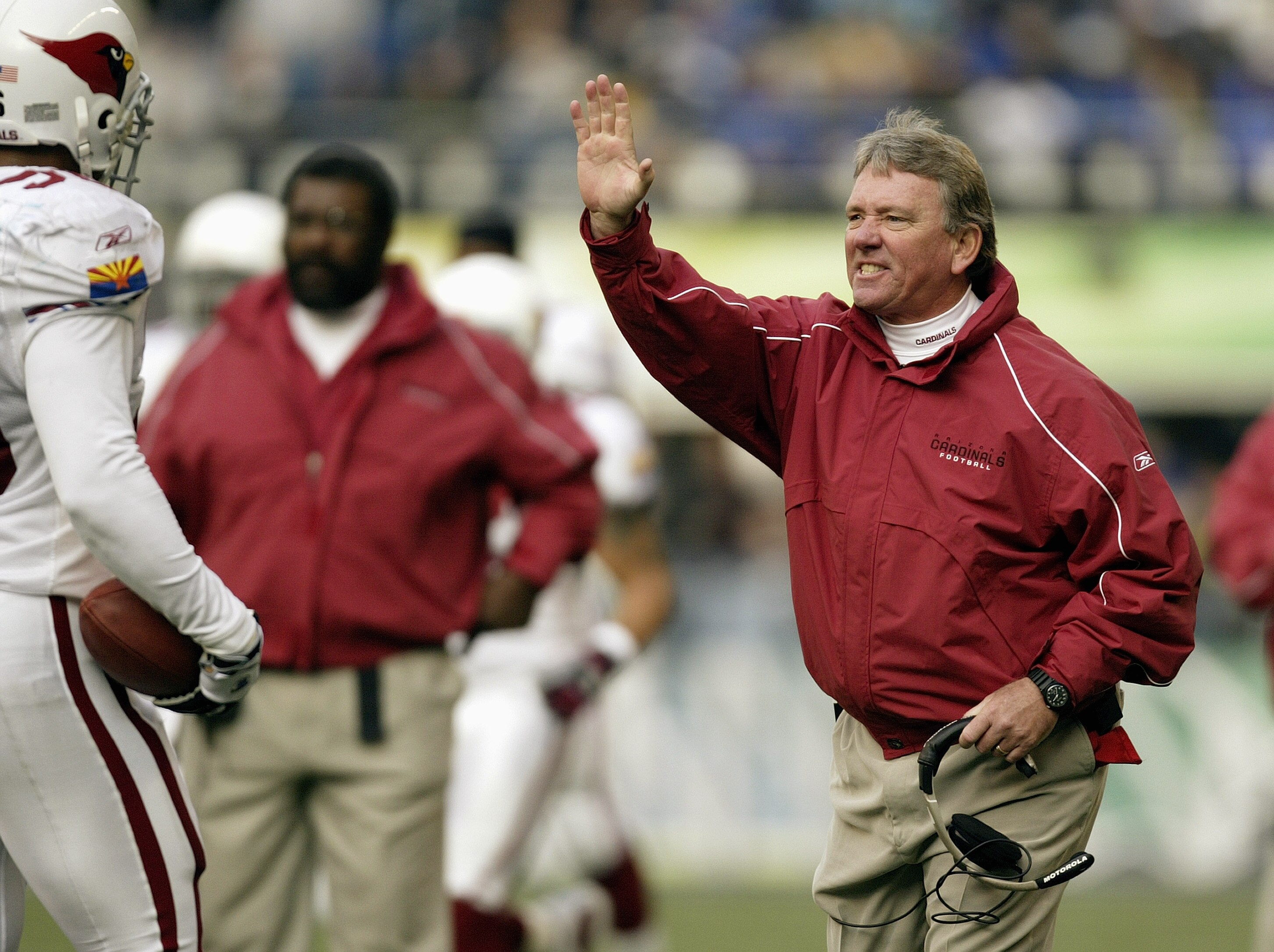 SEATTLE - DECEMBER 21:  Head coach Dave McGinnis of the Arizona Cardinals reacts on the sideline during the game against the Seattle Seahawks on December 21 2003 at Seahawks Stadium in Seattle, Washington. The Seahawks defeated the Cardinals 28-10. (Photo