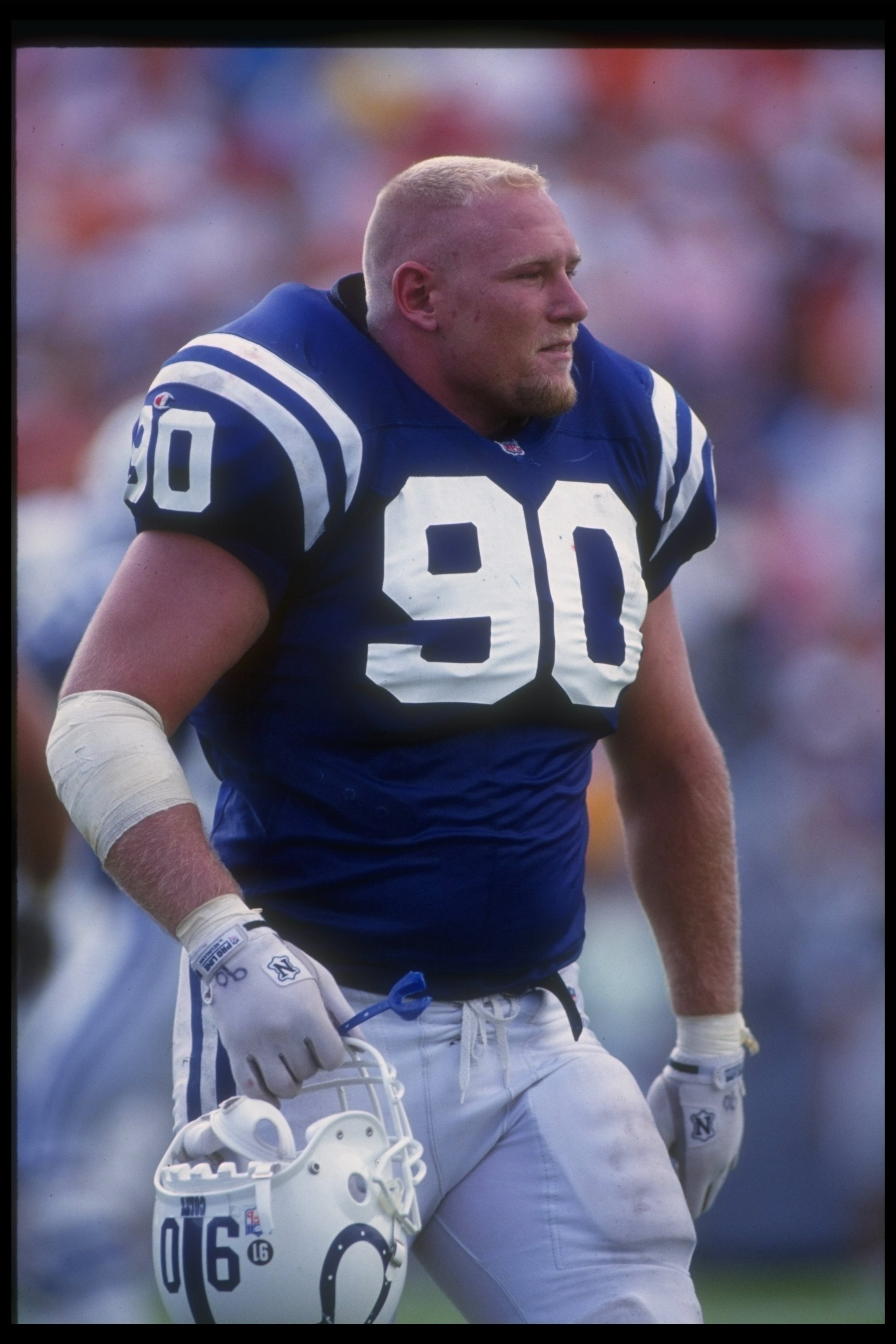 4 Oct 1992: Defensive lineman Steve Emtman of the Indianapolis Colts looks on during a game against the Tampa Bay Buccaneers at Tampa Stadium in Tampa, Florida. The Colts won the game, 24-14. Mandatory Credit: Scott Halleran /Allsport 4 Oct 1992: Defensive lineman Steve Emtman of the Indianapolis Colts looks on during a game against the Tampa Bay Buccaneers at Tampa Stadium in Tampa, Florida. The Colts won the game, 24-14. Mandatory Credit: Scott Halleran /Allsport