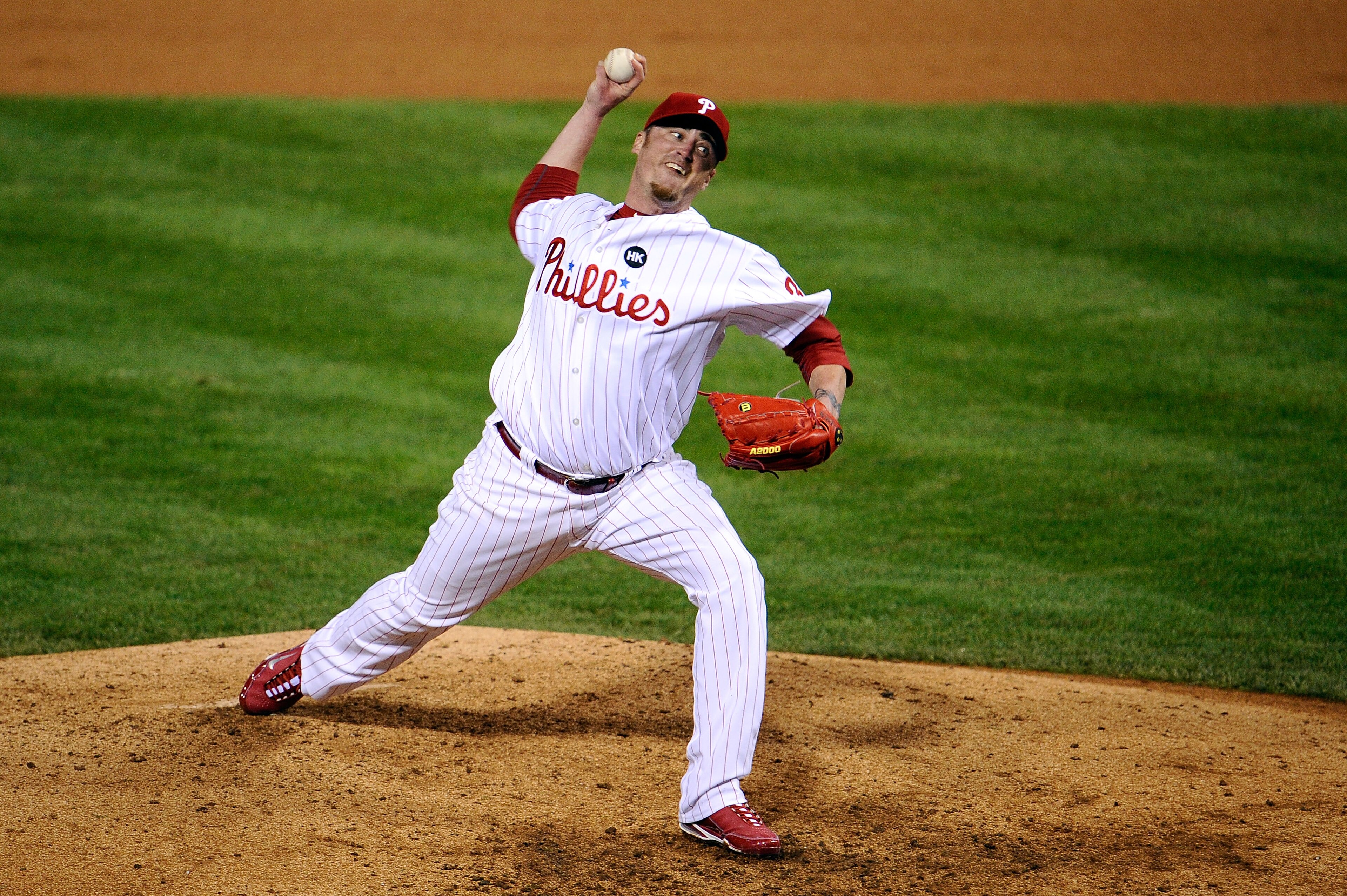 PHILADELPHIA - OCTOBER 31:  Brett Myers #39 of the Philadelphia Phillies pitches against the New York Yankees in Game Three of the 2009 MLB World Series at Citizens Bank Park on October 31, 2009 in Philadelphia, Pennsylvania.  (Photo by Jeff Zelevansky/Ge