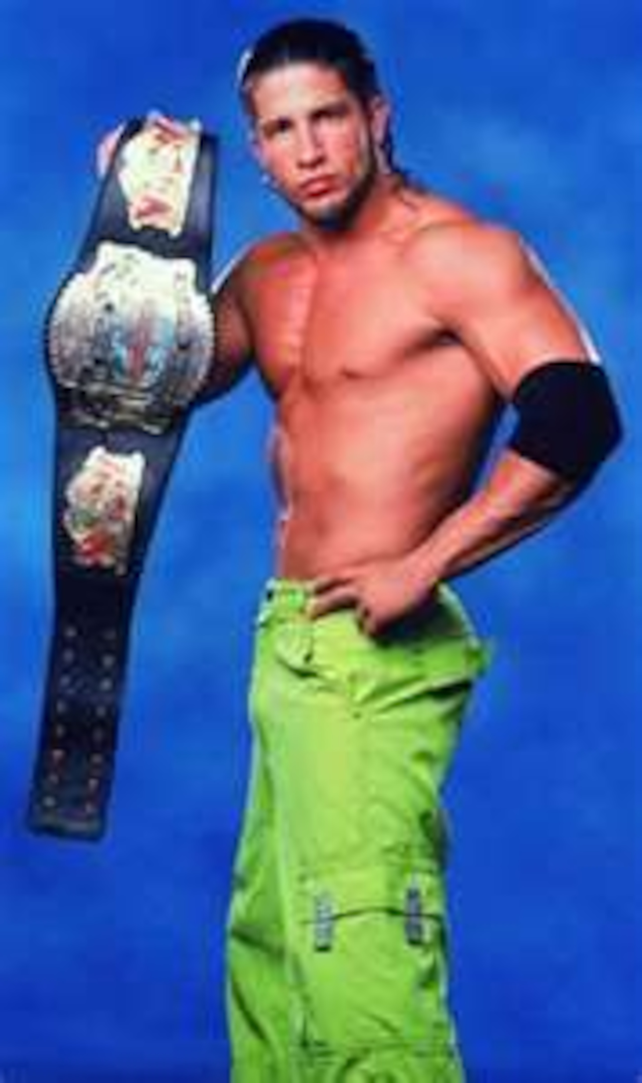 Stand back!  There's a Cruiserweight Champ commin'!