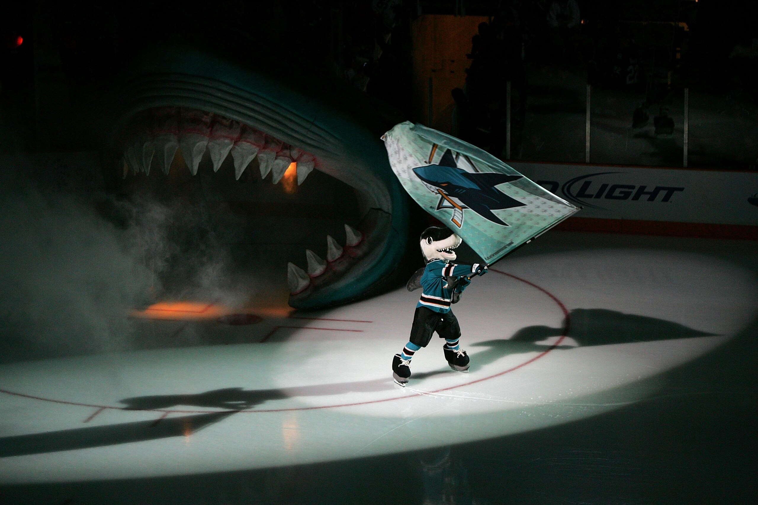 SAN JOSE, CA - OCTOBER 10:  The San Jose Sharks mascot skates on the ice before their game against the Minnesota Wild at HP Pavilion on October 10, 2009 in San Jose, California.  (Photo by Ezra Shaw/Getty Images)