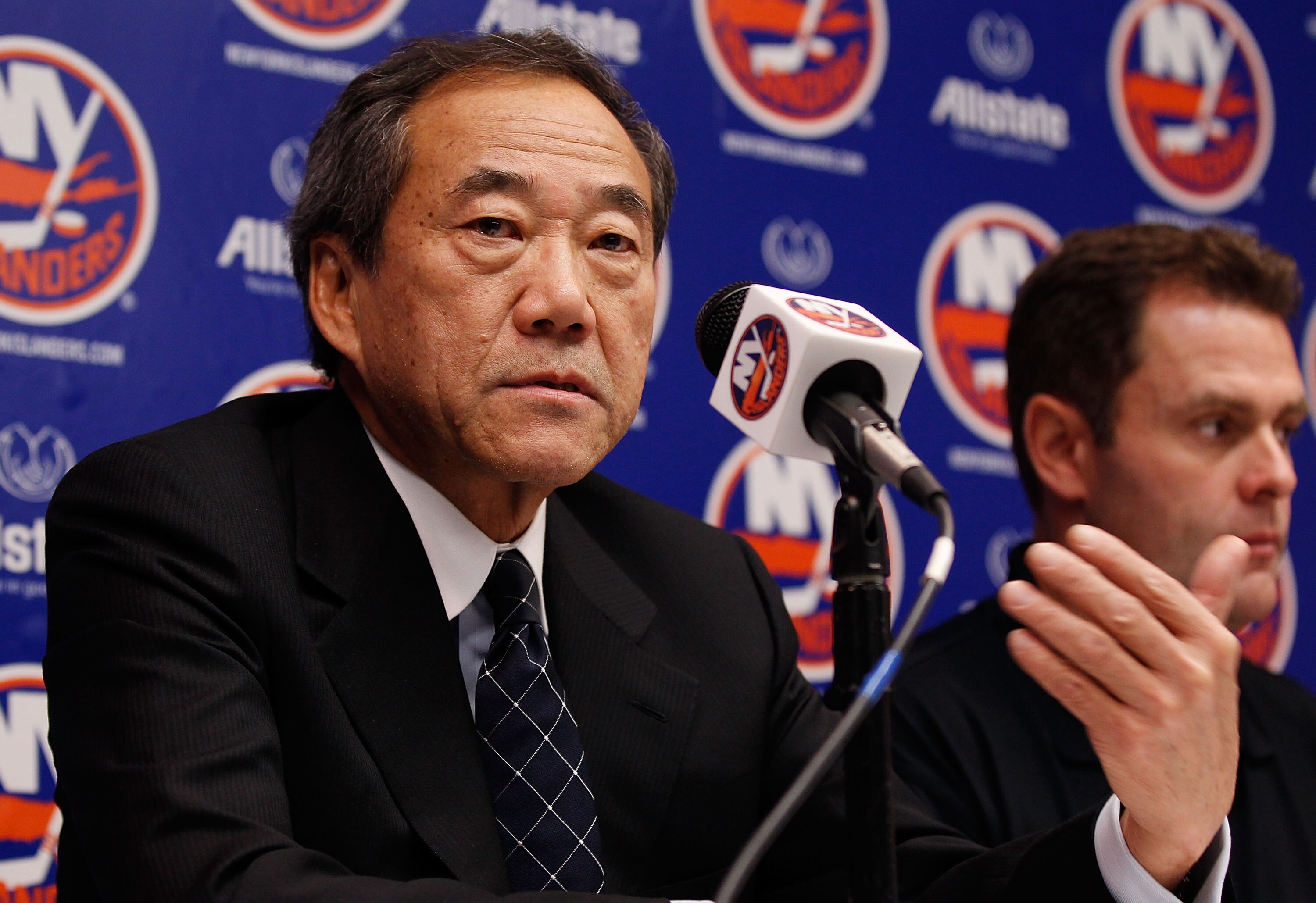 UNIONDALE, NY - SEPTEMBER 21:  New York Islanders Owner Charles Wang speaks to the media on September 21, 2010 at Nassau Coliseum in Uniondale.  (Photo by Mike Stobe/Getty Images)