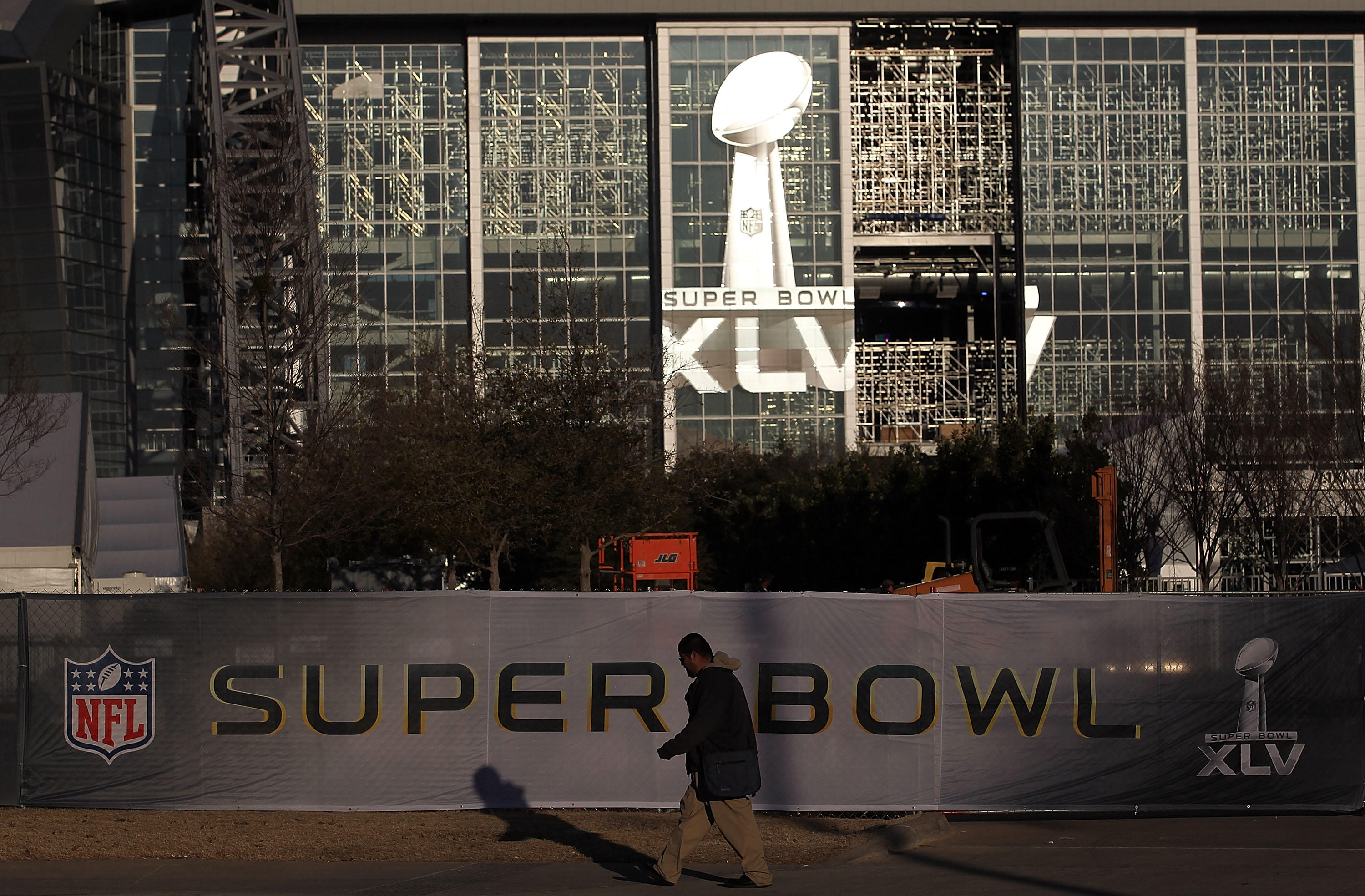 ARLINGTON, TX - JANUARY 27:  The logo for Super Bowl XLV outside of Cowboys Stadium on January27, 2011 in Arlington, Texas.  Cowboys Stadium will host Super Bowl XLV on February 6, 2011 between the Pittsburgh Steelers and the Green Bay Packers in Dallas,