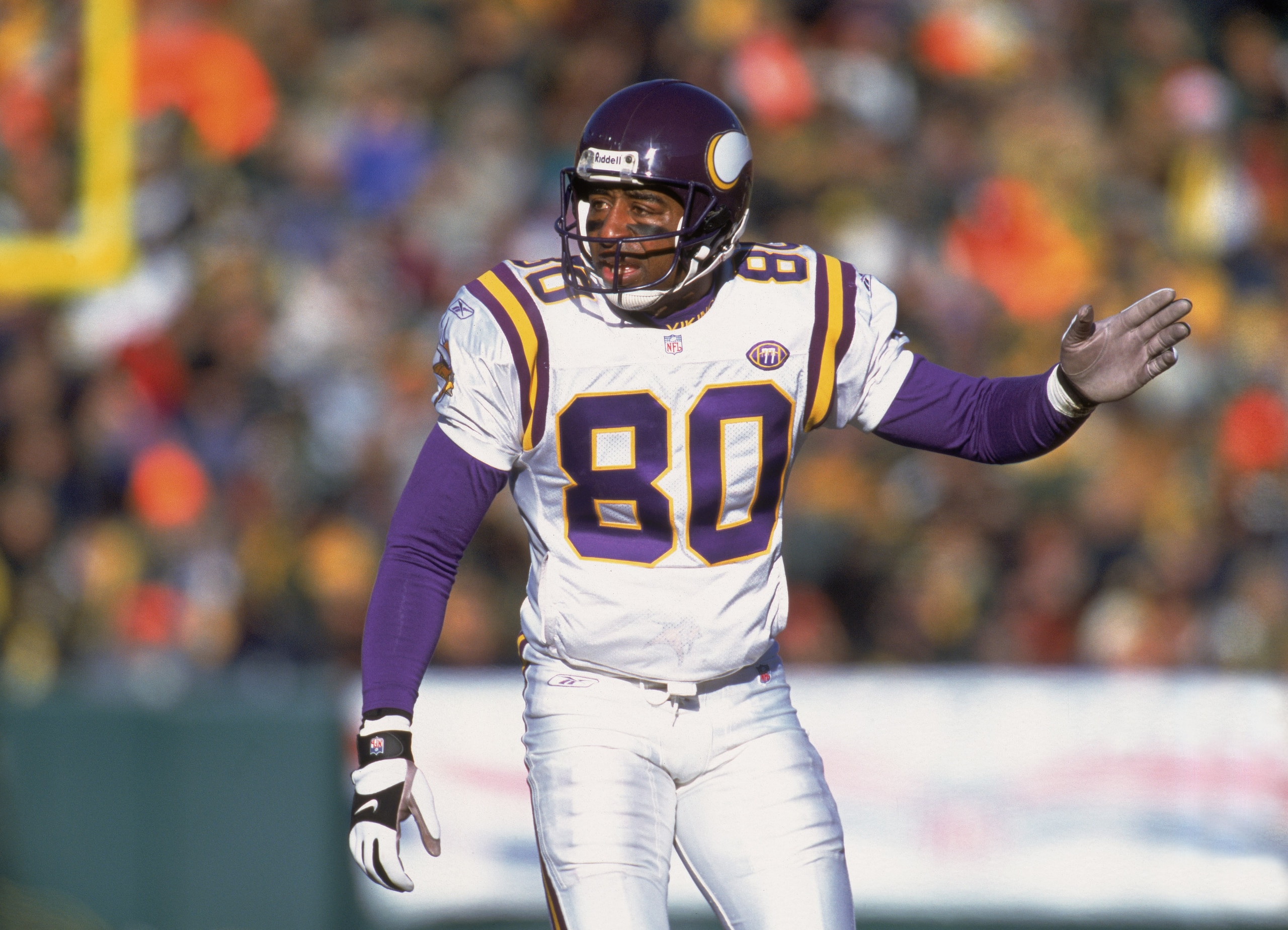 30 Dec 2001: Wide Receiver Cris Carter #80 of the Minnesota Vikings stands ready on the line against the Green Bay Packers during the NFL game at Lambeau Field in Green Bay, Wisconsin. The Packers defeated the Vikings 24-13. Mandatory Credit: Jonathan 30 Dec 2001: Wide Receiver Cris Carter #80 of the Minnesota Vikings stands ready on the line against the Green Bay Packers during the NFL game at Lambeau Field in Green Bay, Wisconsin. The Packers defeated the Vikings 24-13. Mandatory Credit: Jonathan
