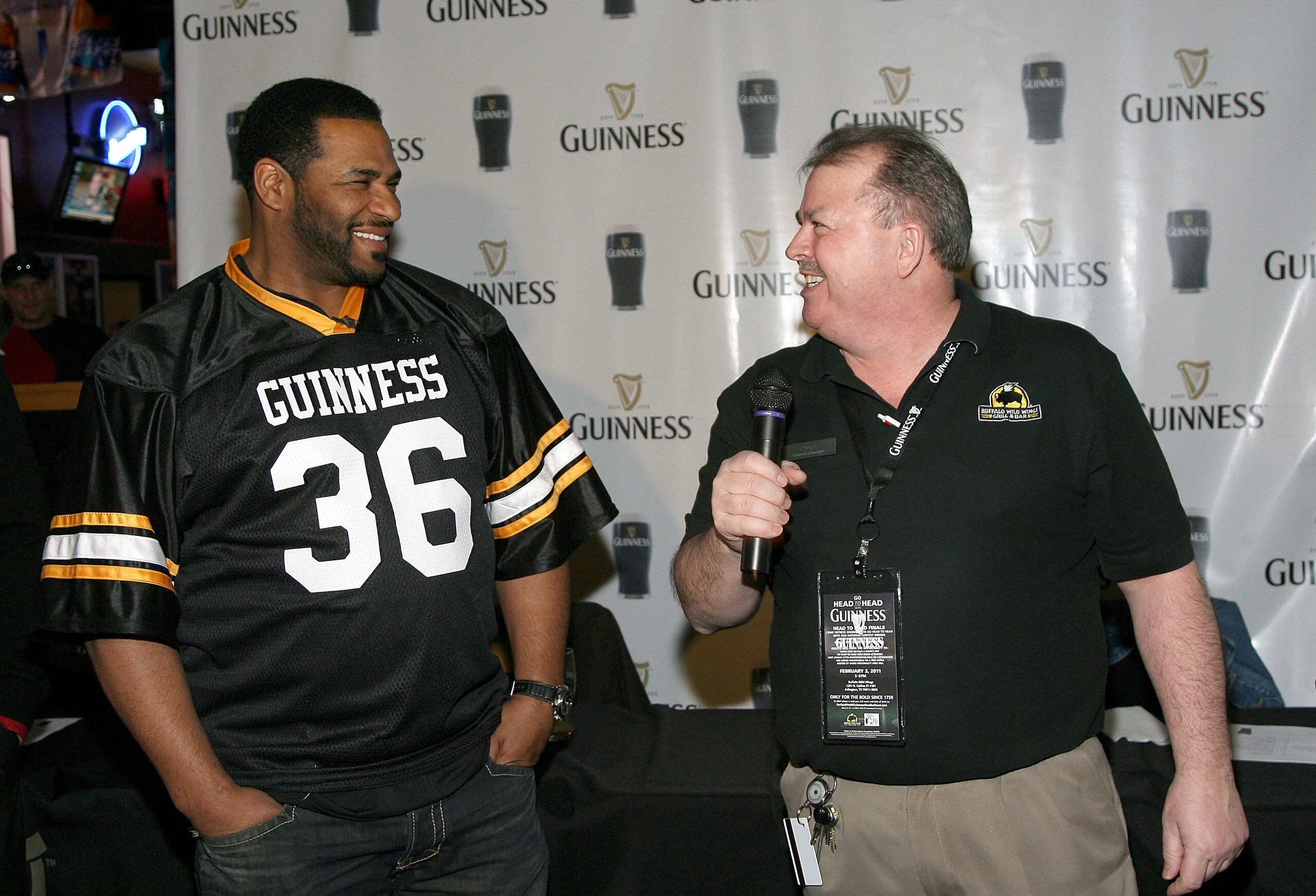 ARLINGTON, TX - FEBRUARY 03: Former NFL player Jerome Bettis (Left) competes in the Guinness Perfect Pint Pour-Off at Buffalo Wild Wings on February 3, 2011 in Arlington, Texas. (Photo by Maury Phillips/Getty Images for Guinness) ARLINGTON, TX - FEBRUARY 03: Former NFL player Jerome Bettis (Left) competes in the Guinness Perfect Pint Pour-Off at Buffalo Wild Wings on February 3, 2011 in Arlington, Texas. (Photo by Maury Phillips/Getty Images for Guinness)