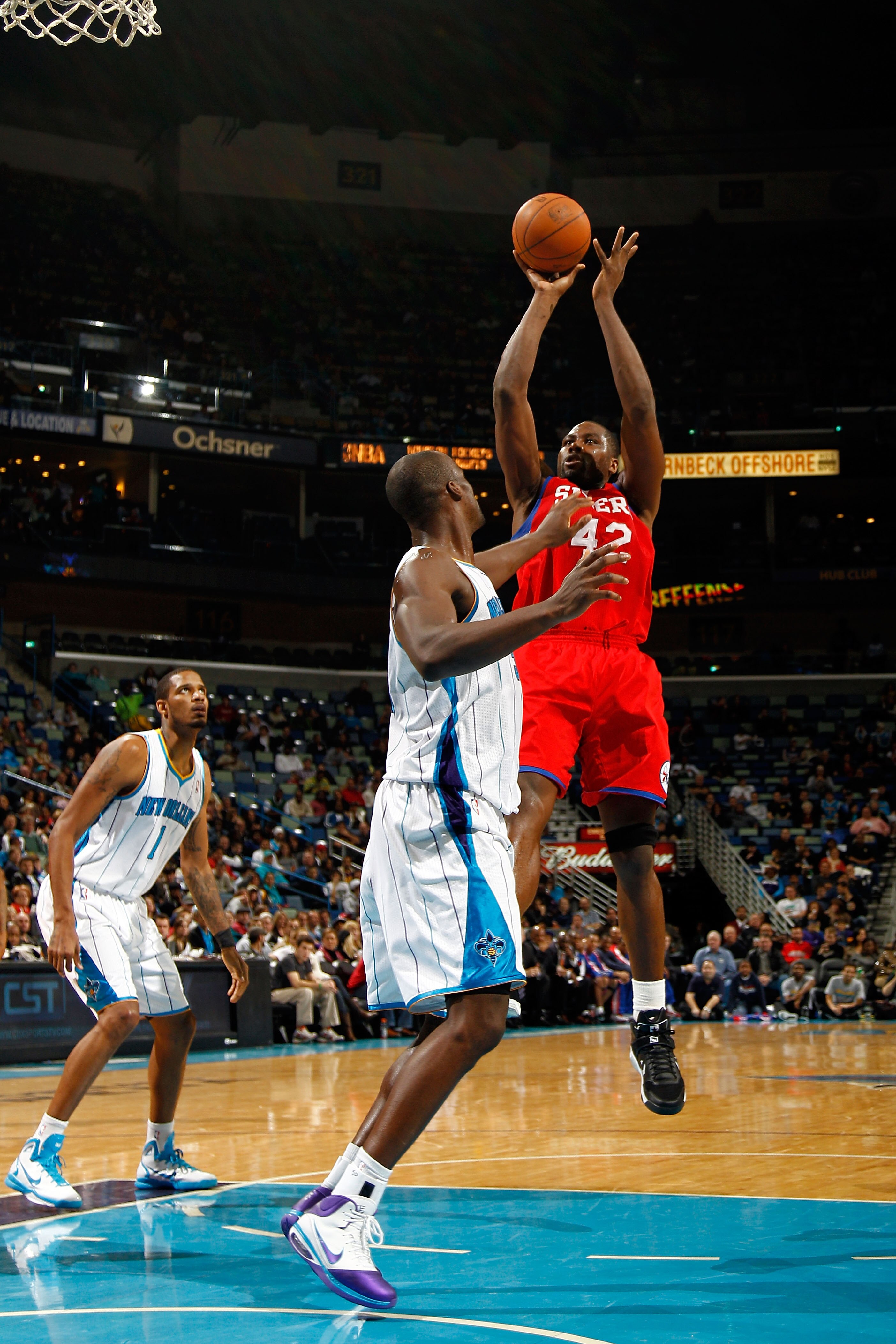 NEW ORLEANS, LA - JANUARY 03:  Elton Brand #42 of the Philadelphia 76ers shoots the ball against the Philadelphia 76ers at New Orleans Arena on January 3, 2011 in New Orleans, Louisiana. NOTE TO USER: User expressly acknowledges and agrees that, by downlo