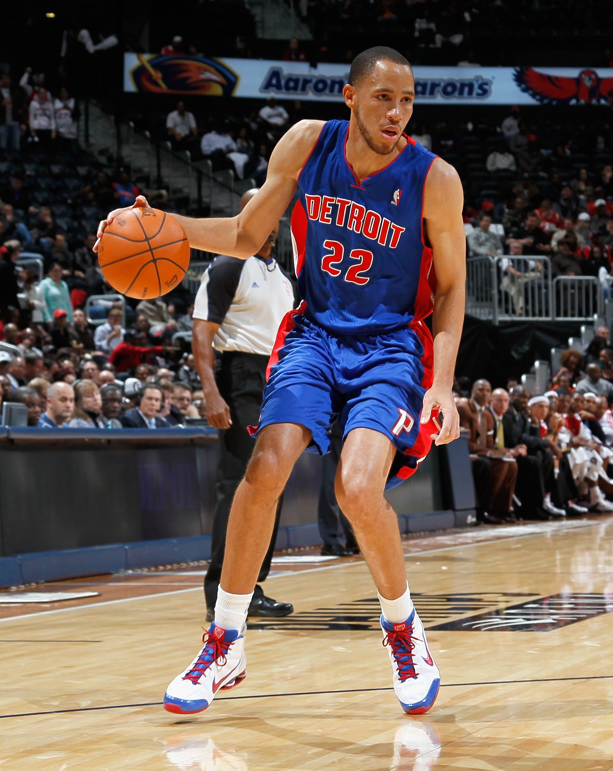 ATLANTA - NOVEMBER 03:  Tayshaun Prince #22 of the Detroit Pistons against the Atlanta Hawks at Philips Arena on November 3, 2010 in Atlanta, Georgia.  NOTE TO USER: User expressly acknowledges and agrees that, by downloading and/or using this Photograph,