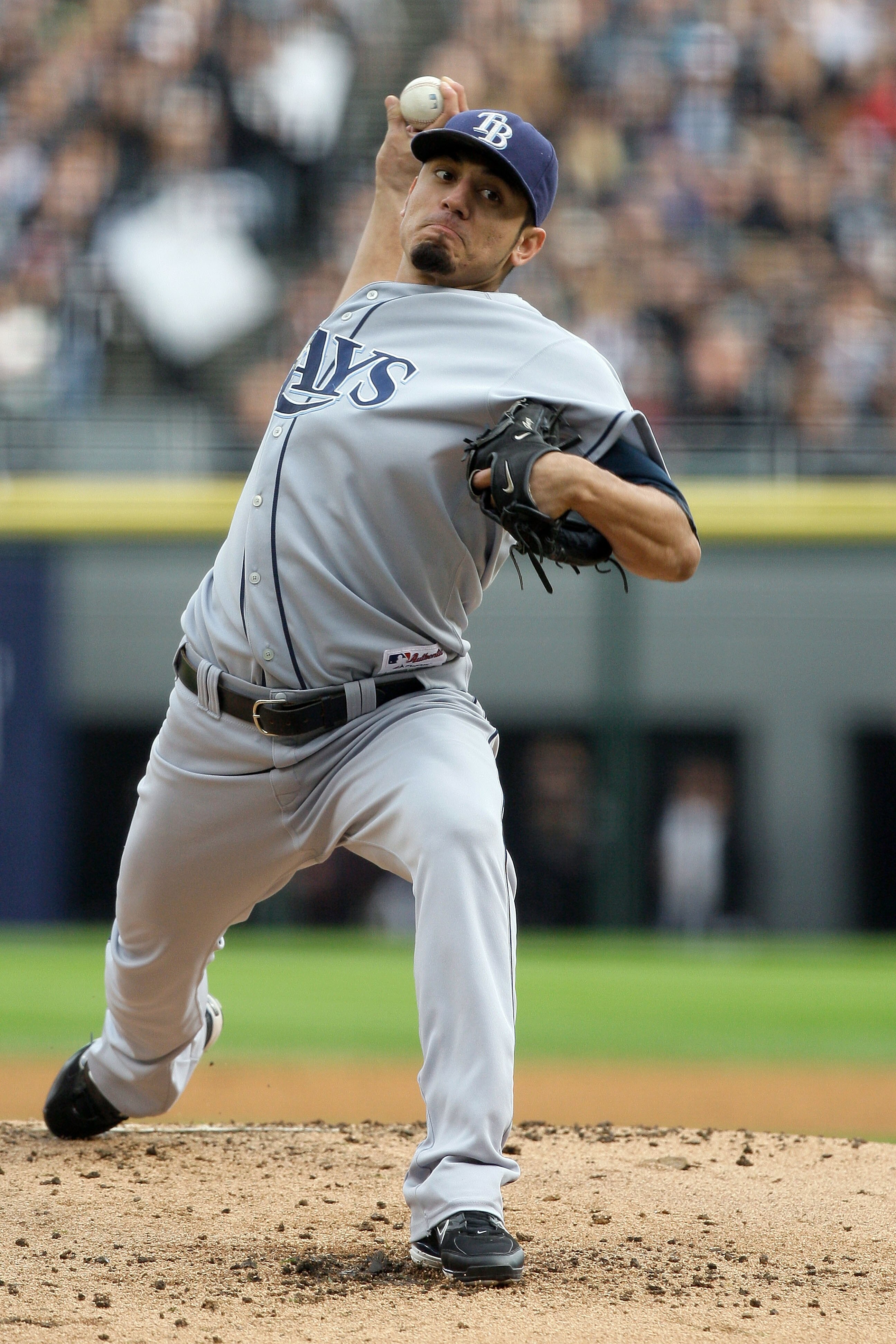 CHICAGO - OCTOBER 5:  Starting pitcher Matt Garza #22 of the Tampa Bay Rays throws a pitch against the Chicago White Sox in Game Three of the ALDS during the 2008 MLB Playoffs at U.S. Cellular Field on October 5, 2008 in Chicago, Illinois. (Photo by M. Sp