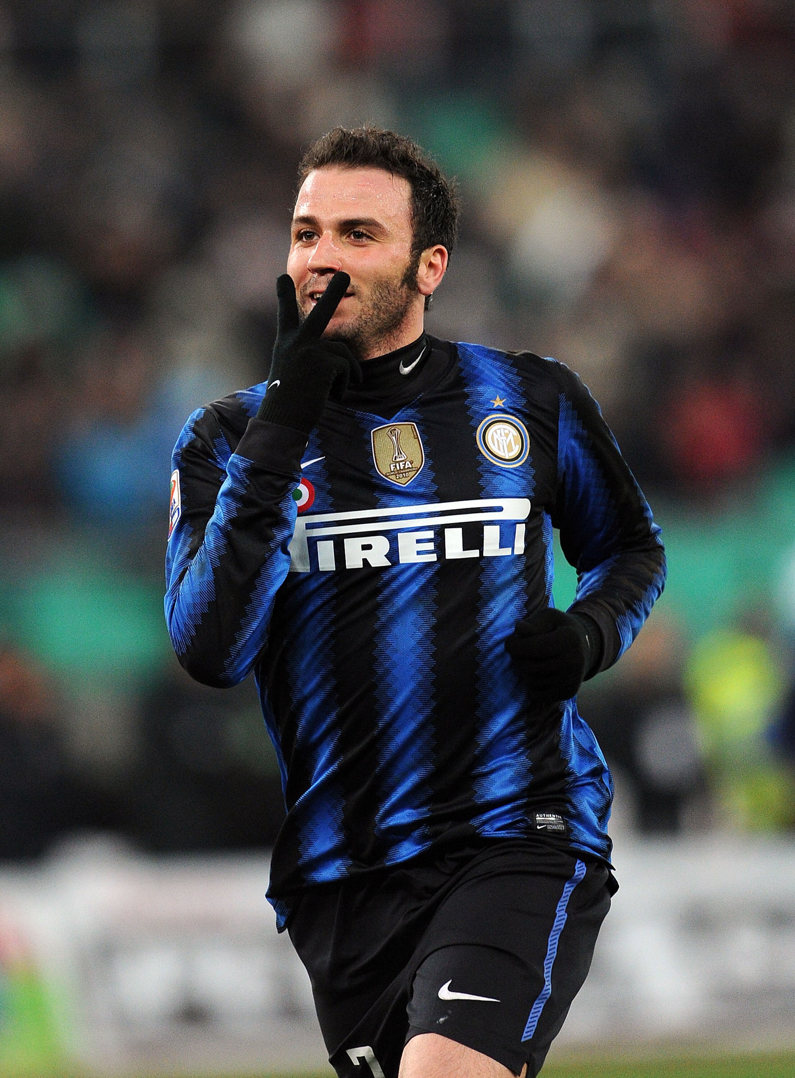BARI, ITALY - FEBRUARY 03: Giampaolo Pazzini of Inter celebrates scoring his team's second goal the Serie A match between AS Bari and FC Intenazionale Milano at Stadio San Nicola on February 3, 2011 in Bari, Italy. (Photo by Giuseppe Bellini/Getty Image BARI, ITALY - FEBRUARY 03: Giampaolo Pazzini of Inter celebrates scoring his team's second goal the Serie A match between AS Bari and FC Intenazionale Milano at Stadio San Nicola on February 3, 2011 in Bari, Italy. (Photo by Giuseppe Bellini/Getty Image