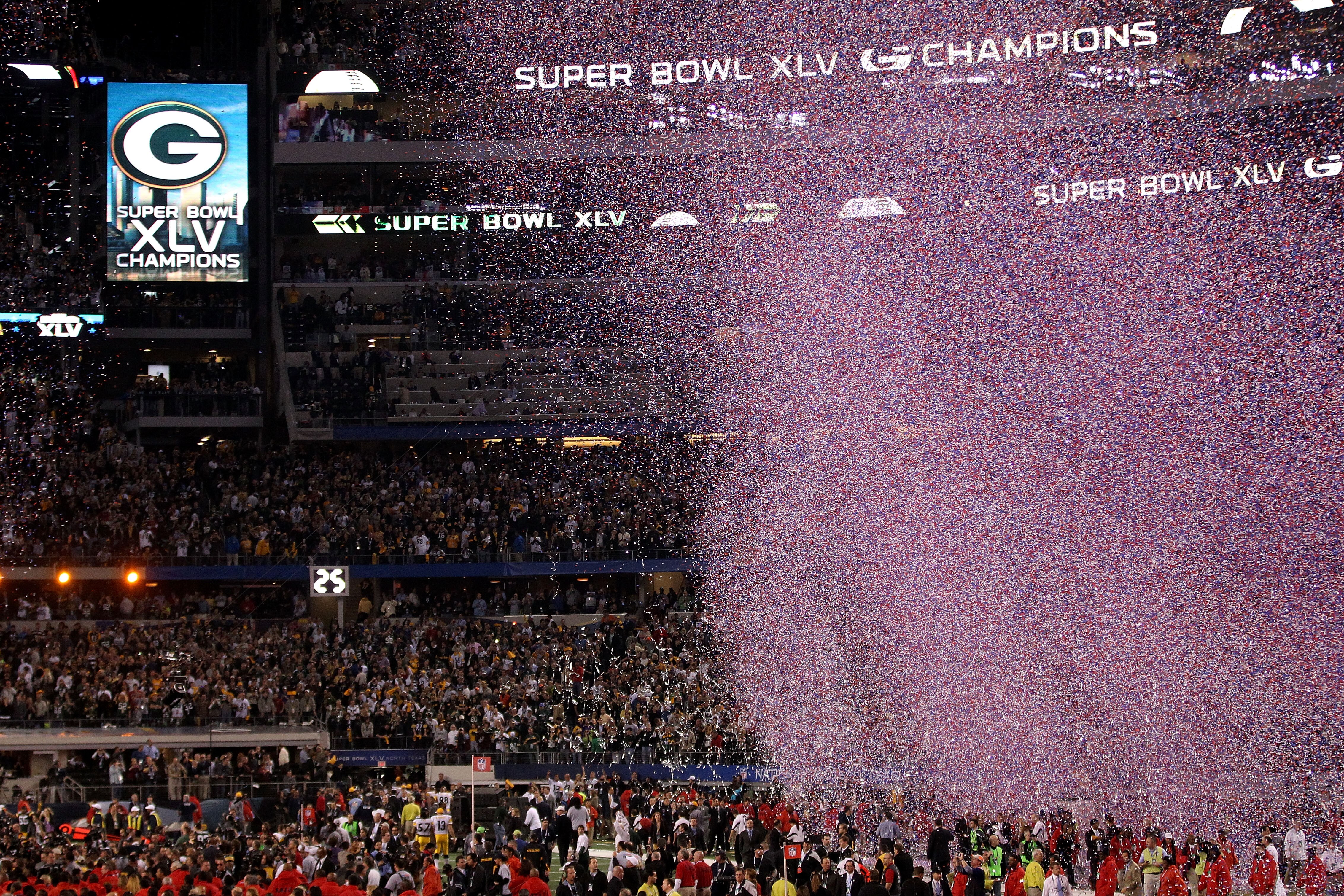 ARLINGTON, TX - FEBRUARY 06: Confetti falls after the Green Bay Packers win Super Bowl XLV against the Pittsburgh Steelers at Cowboys Stadium on February 6, 2011 in Arlington, Texas.  (Photo by Streeter Lecka/Getty Images)
