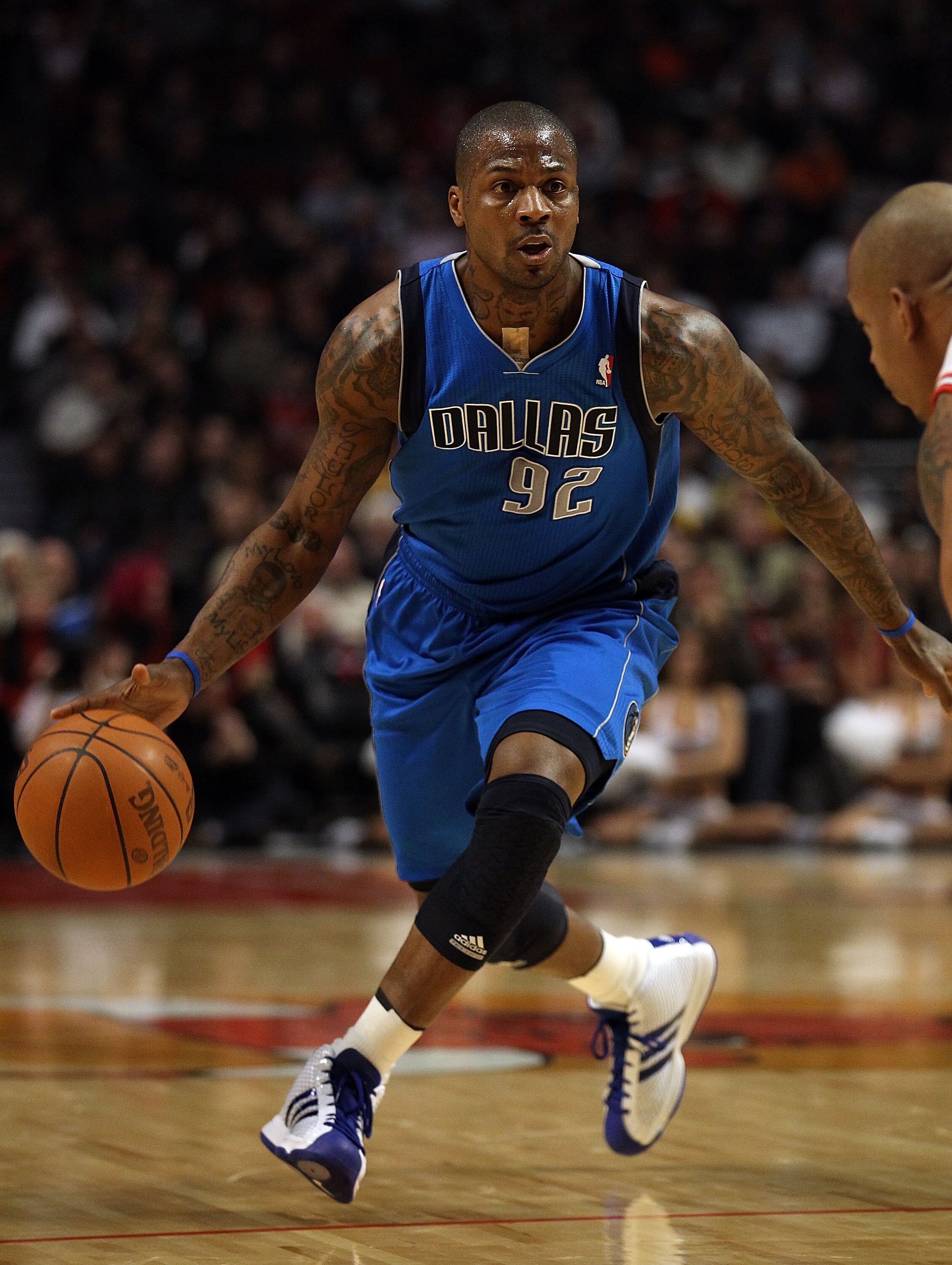 CHICAGO, IL - JANUARY 20: DeShawn Stevenson #92 of the Dallas Mavericks moves against the Chicago Bulls at the United Center on January 20, 2011 in Chicago, Illinois. The Bulls defeated the Mavericks 82-77. NOTE TO USER: User expressly acknowledges and ag
