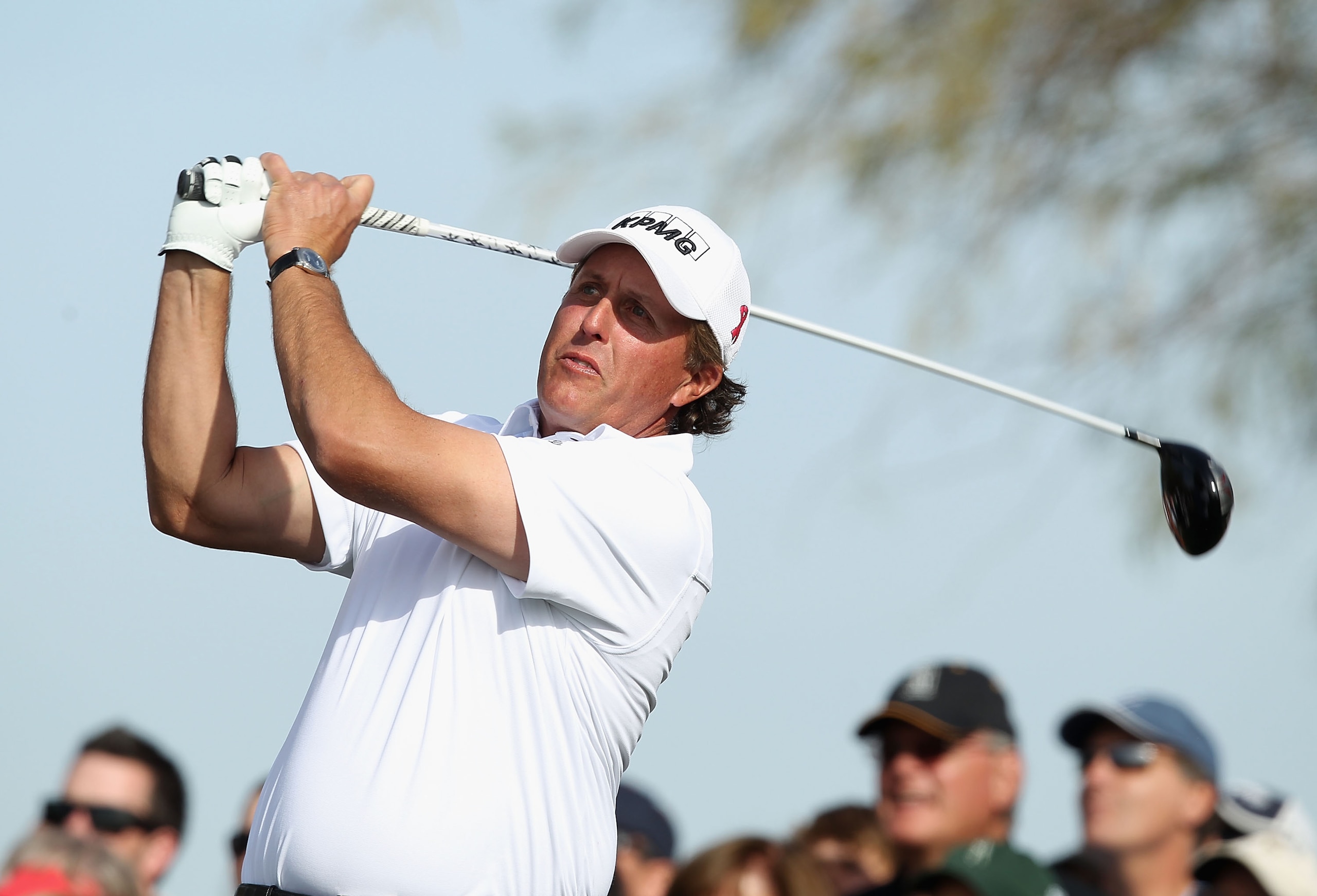 SCOTTSDALE, AZ - FEBRUARY 06:  Phil Mickelson hits a tee shot on the third hole during the final round of the Waste Management Phoenix Open at TPC Scottsdale on February 6, 2011 in Scottsdale, Arizona.  (Photo by Christian Petersen/Getty Images)