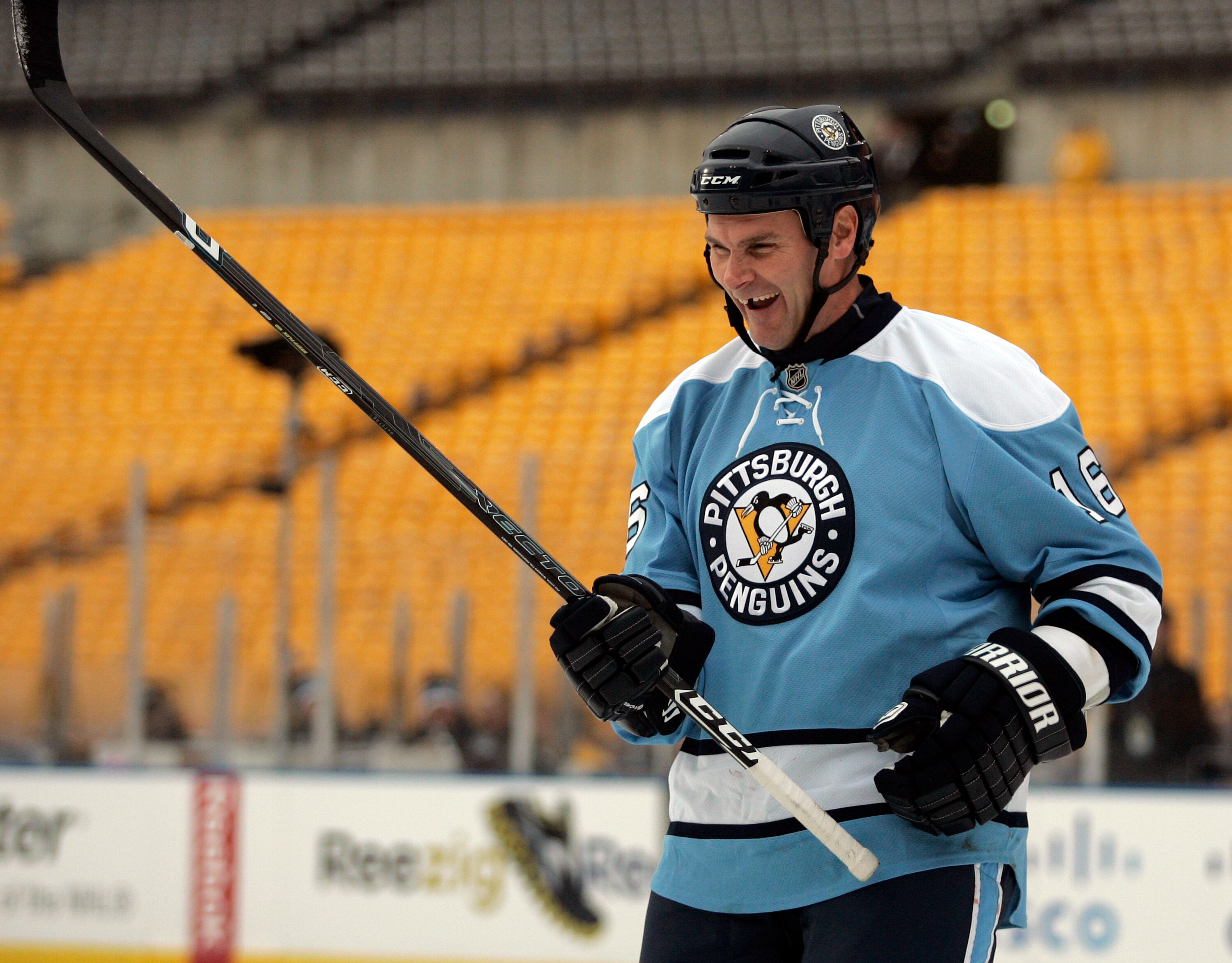 PITTSBURGH, PA - DECEMBER 31:  Jay Caufield #16 of the Pittsburgh Penguins skates against the Washington Capitals during the 2011 NHL Winter Classic Alumni Game on December 31, 2010 at Heinz Field in Pittsburgh, Pennsylvania.  (Photo by Justin K. Aller/Ge