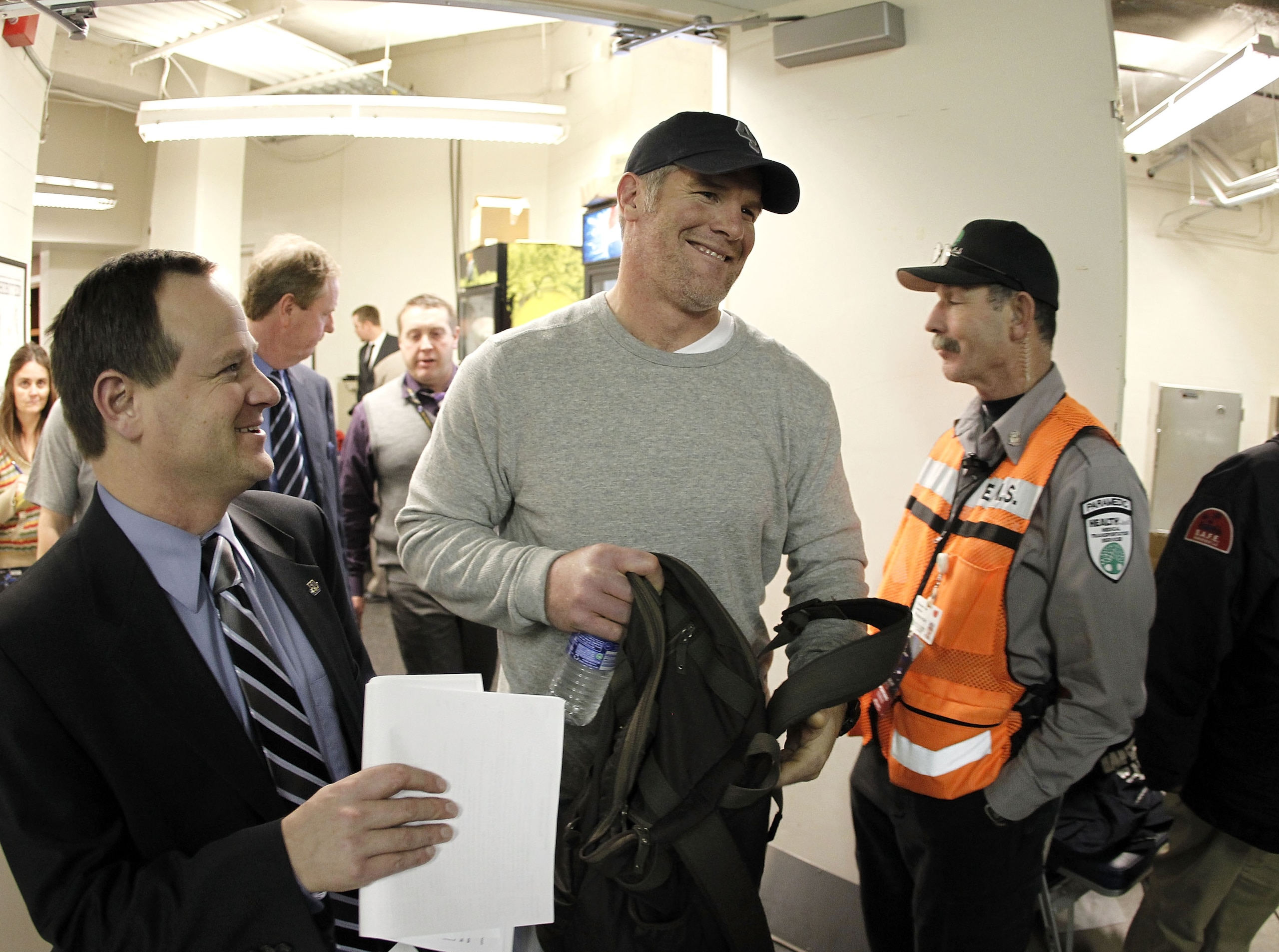 DETROIT, MI - JANUARY 02: Brett Favre #4 of the Minnesota Vikings heads to a post game press conference after a 13-20 loss to the Detroit Lions at Ford Field on January 2, 2011 in Detroit, Michigan. (Photo by Gregory Shamus/Getty Images) DETROIT, MI - JANUARY 02: Brett Favre #4 of the Minnesota Vikings heads to a post game press conference after a 13-20 loss to the Detroit Lions at Ford Field on January 2, 2011 in Detroit, Michigan. (Photo by Gregory Shamus/Getty Images)