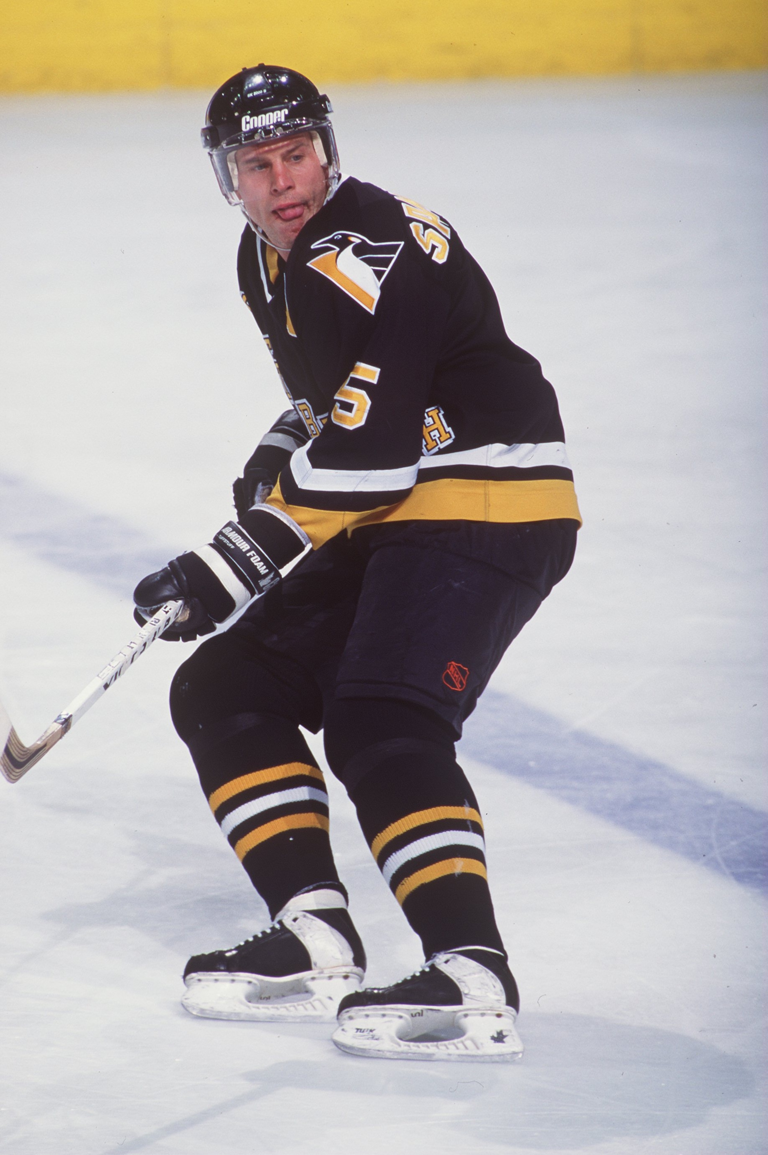 27 FEB 1995:  ULF SAMUELSSON OF PITTSBURGH DURING THE PENGUINS 7-5 VICTORY OVER THE QUEBEC NORDIQUES AT LE COLISEE'' IN QUEBEC, CANADA. Mandatory Credit: Robert Laberge/ALLSPORT