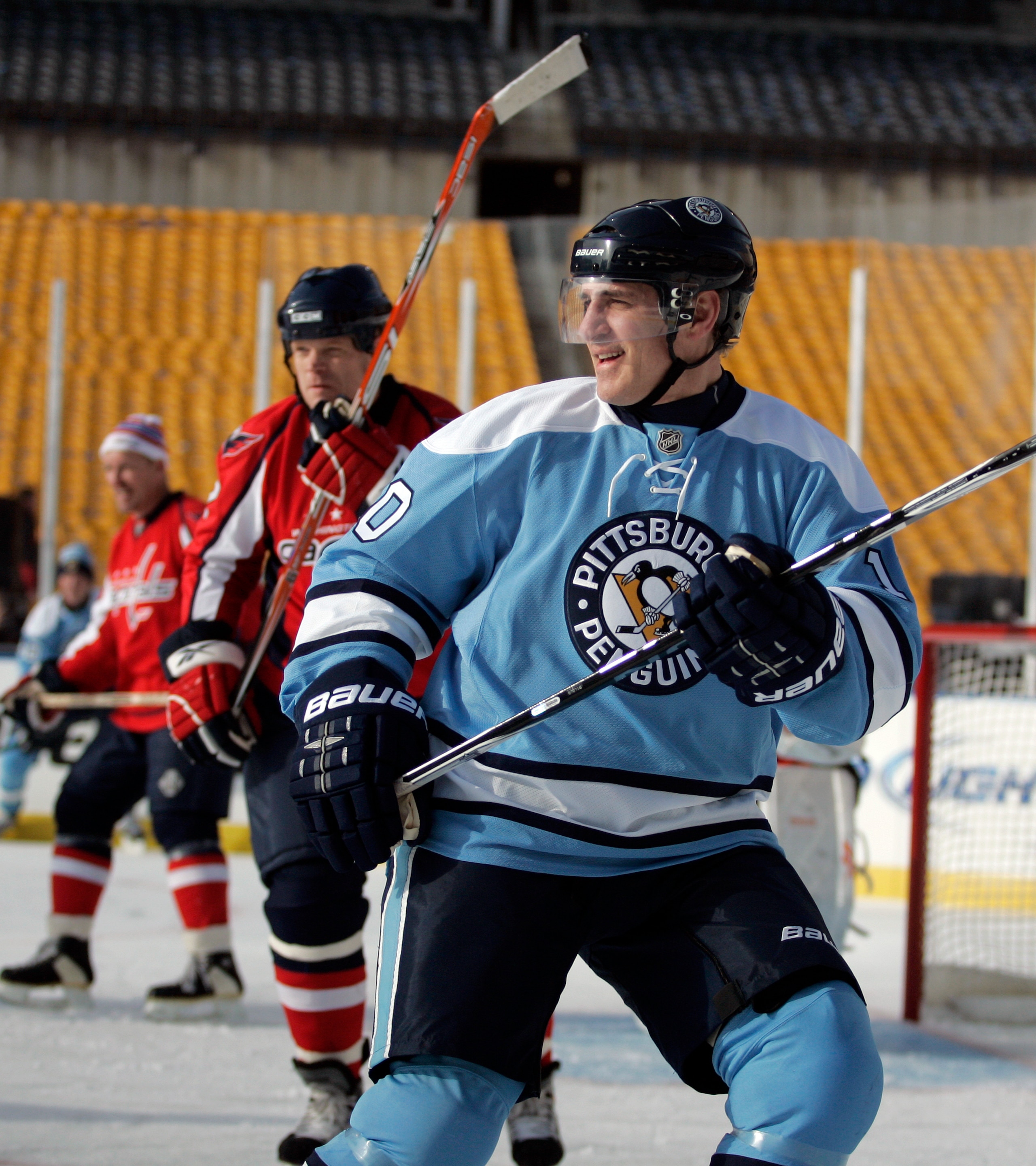 PITTSBURGH, PA - DECEMBER 31:  Ron Francis #10 of the Pittsburgh Penguins skates against the Washington Capitals during the 2011 NHL Winter Classic Alumni Game on December 31, 2010 at Heinz Field in Pittsburgh, Pennsylvania.  (Photo by Justin K. Aller/Get