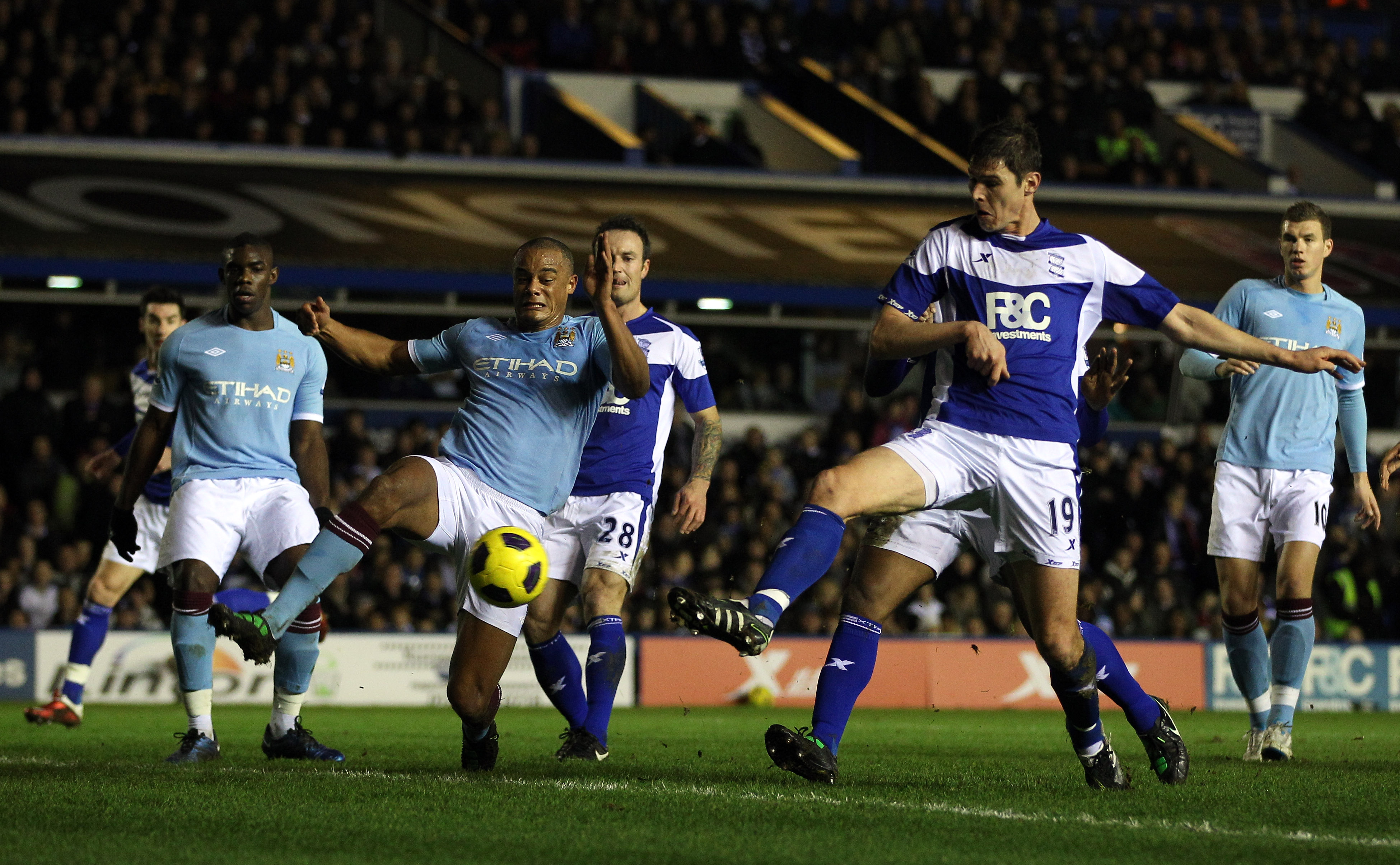 BIRMINGHAM, ENGLAND - FEBRUARY 02:  Nikola Zigic  of Birmingham scores thier first goal during the Barclays premier league match between Birmingham City and Manchester City at St Andrews on February 2, 2011 in Birmingham, England.  (Photo by Richard Heath