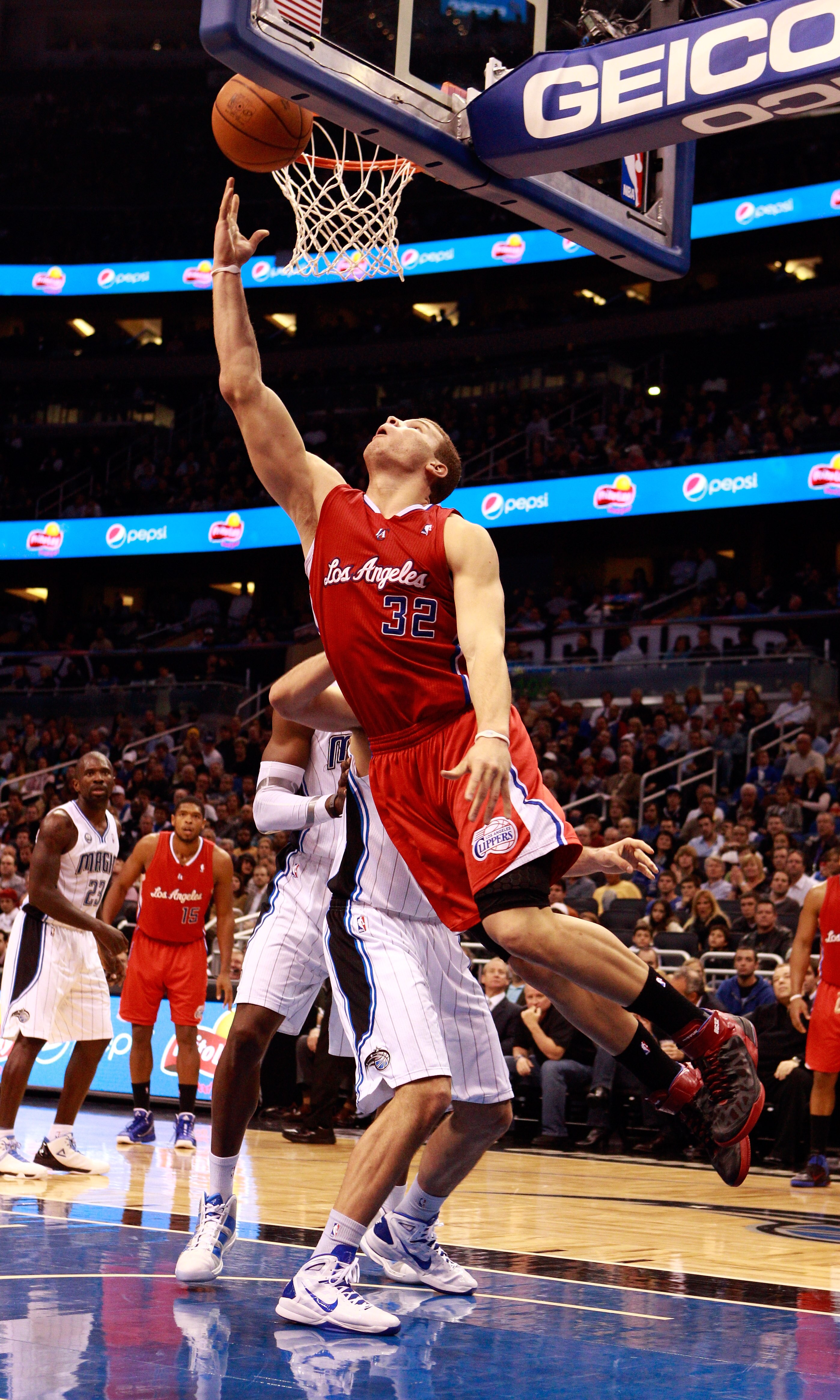 ORLANDO, FL - FEBRUARY 08:  Blake Griffin #32 of the Los Angeles Clippers attempts a shot during the game against the Orlando Magic at Amway Arena on February 8, 2011 in Orlando, Florida.  NOTE TO USER: User expressly acknowledges and agrees that, by down