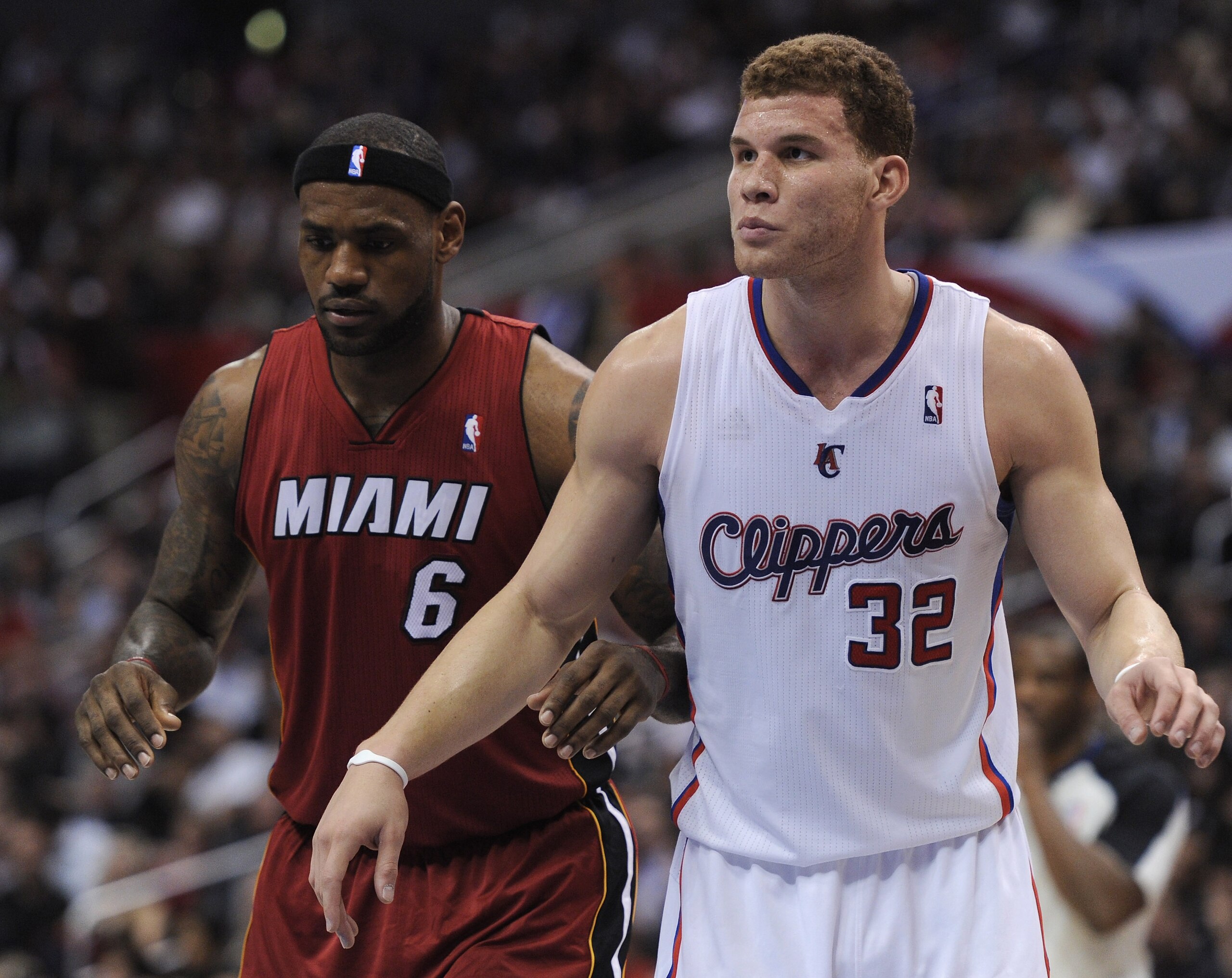LOS ANGELES, CA - JANUARY 12: Blake Griffin #32 of the Los Angeles Clippers and LeBron James #6 of the Miami Heat wait at during a free throw during the first half at the Staples Center on January 12, 2011 in Los Angeles, California. NOTE TO USER: User LOS ANGELES, CA - JANUARY 12: Blake Griffin #32 of the Los Angeles Clippers and LeBron James #6 of the Miami Heat wait at during a free throw during the first half at the Staples Center on January 12, 2011 in Los Angeles, California. NOTE TO USER: User