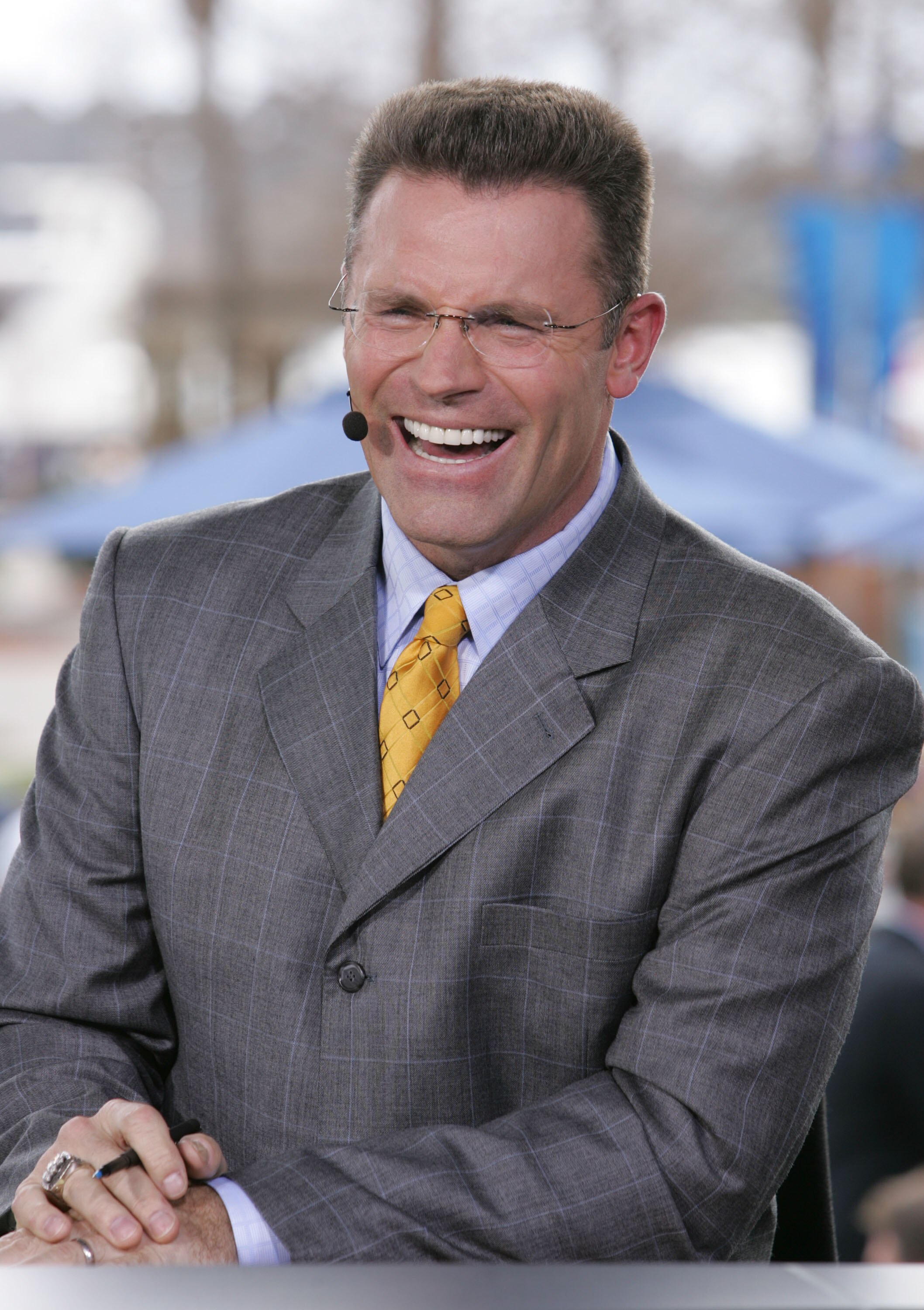 JACKSONVILLE, FL - FEBRUARY 06:  FOX Sportscaster Howie Long speaks at the FOX Broadcast booth during the XXXIX Superbowl pregame show at Alltel Stadium on February 6, 2005 in Jacksonville, Florida.  (Photo by Frank Micelotta/Getty Images)