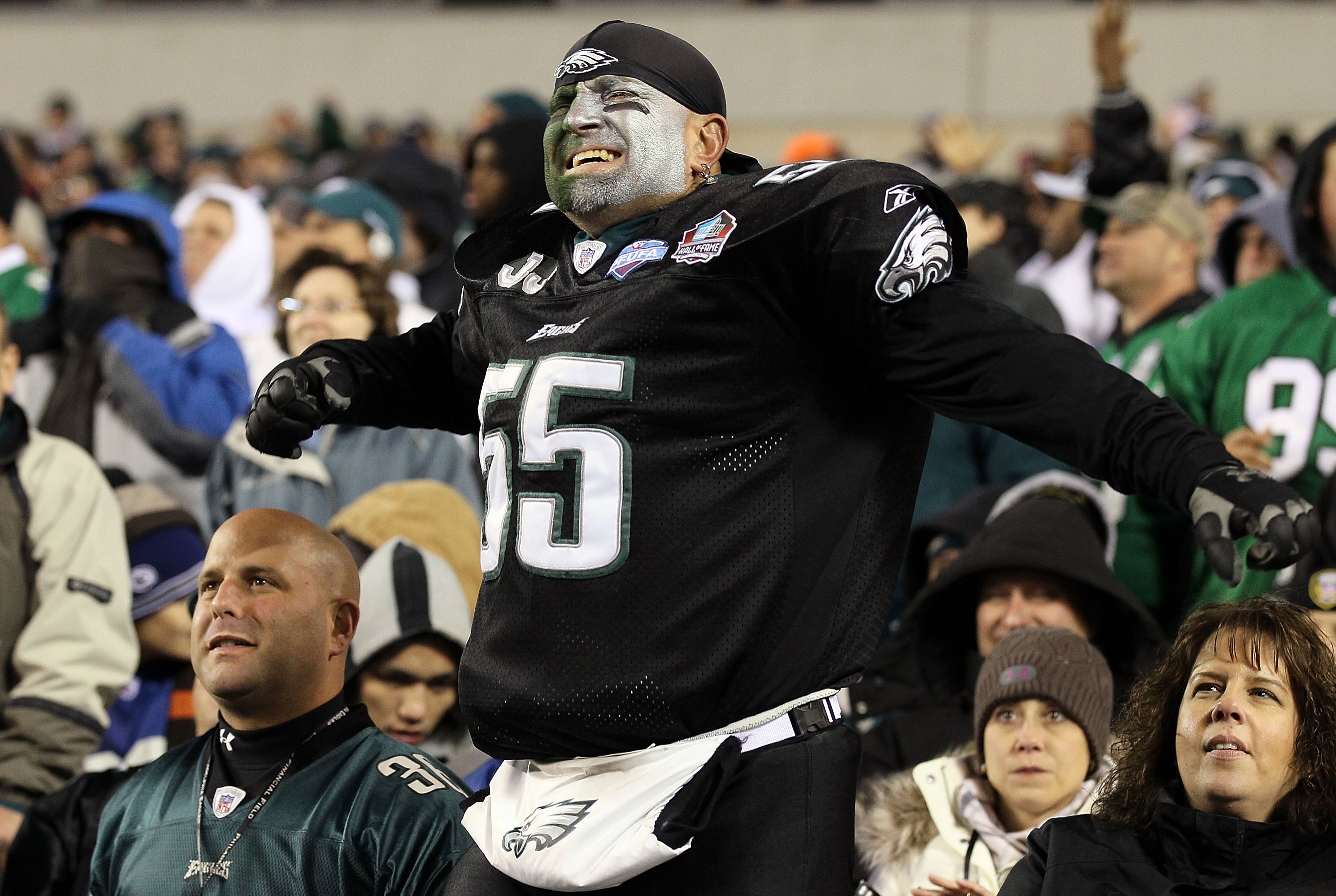 PHILADELPHIA - NOVEMBER 07:  A fan of the Philadelphia Eagles cheers against the Indianapolis Colts on November 7, 2010 at Lincoln Financial Field in Philadelphia, Pennsylvania. The Eagles defeated the Colts 26-24.  (Photo by Jim McIsaac/Getty Images)