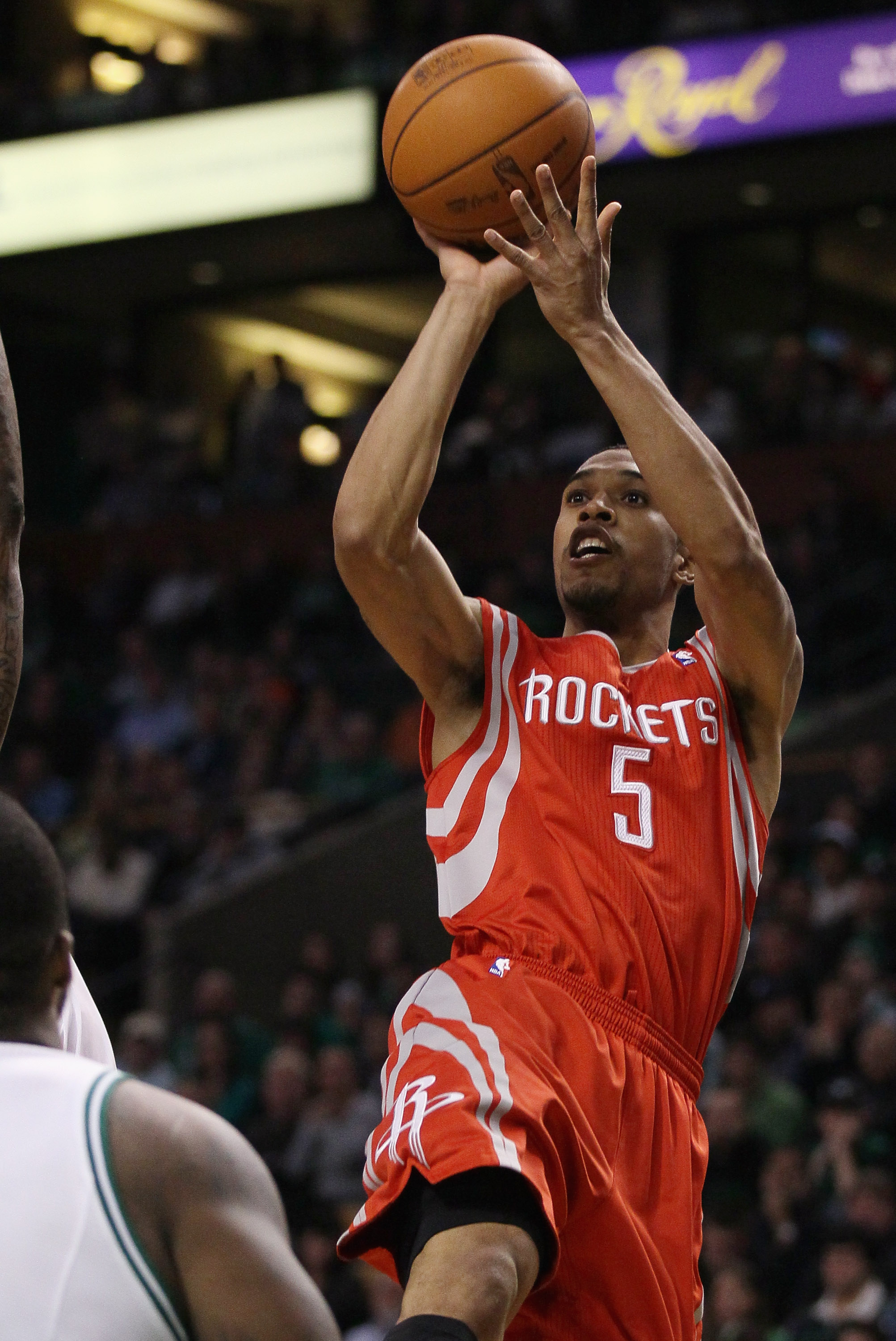 NBA: Rockets send Lee to Celtics in sign-and-trade deal for 3 players,  draft pick, image size:2005x3000