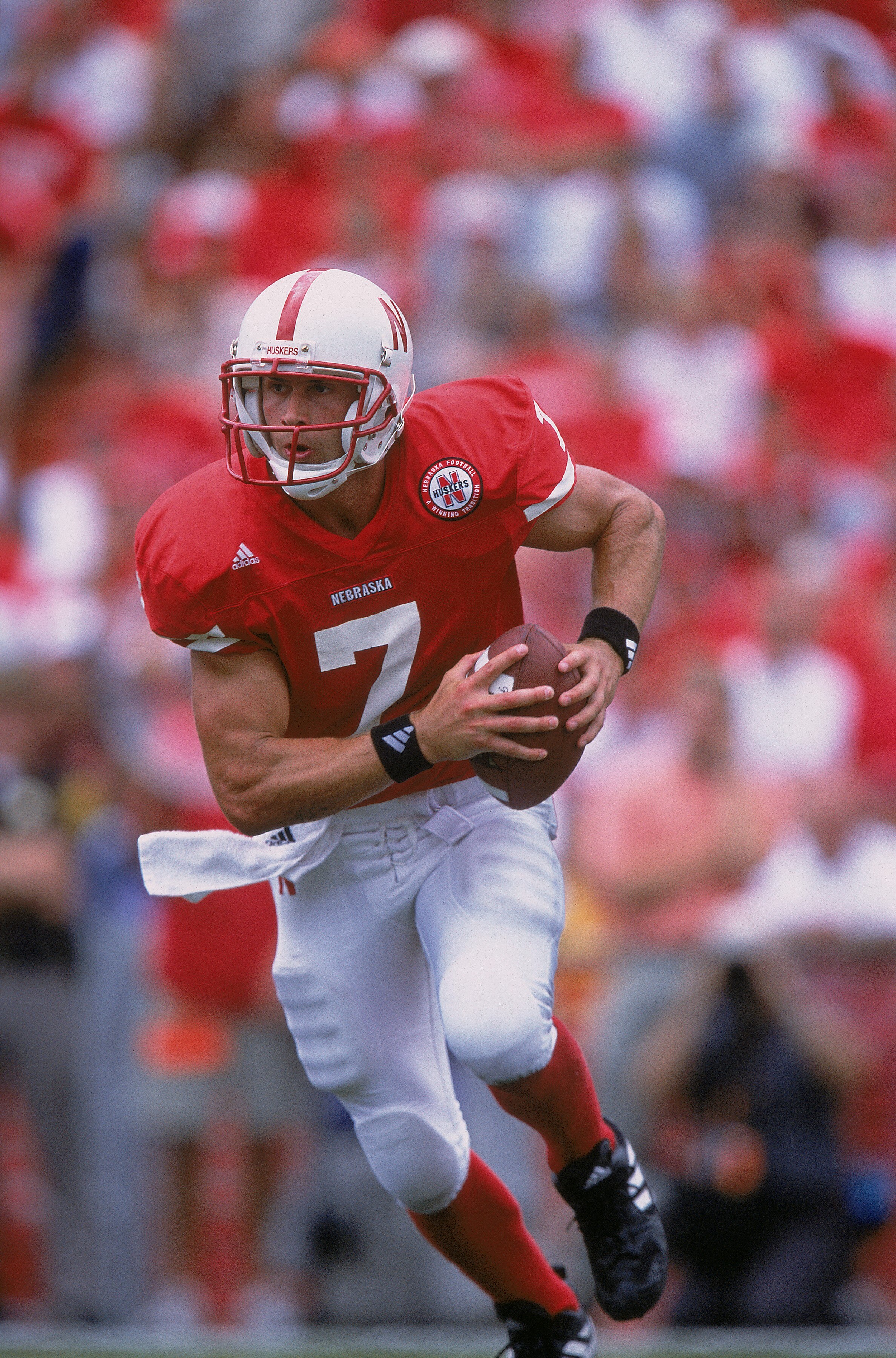 25 Aug 2001:  Quarterback Eric Crouch #7 of the Nebraska Cornhuskers running with the ball during the game against the Texas Christian (TCU) Horned Frogs at Memorial Stadium in Lincoln, Nebraska. The Cornhuskers defeated the Horned Frogs 21-7.Mandatory Cr