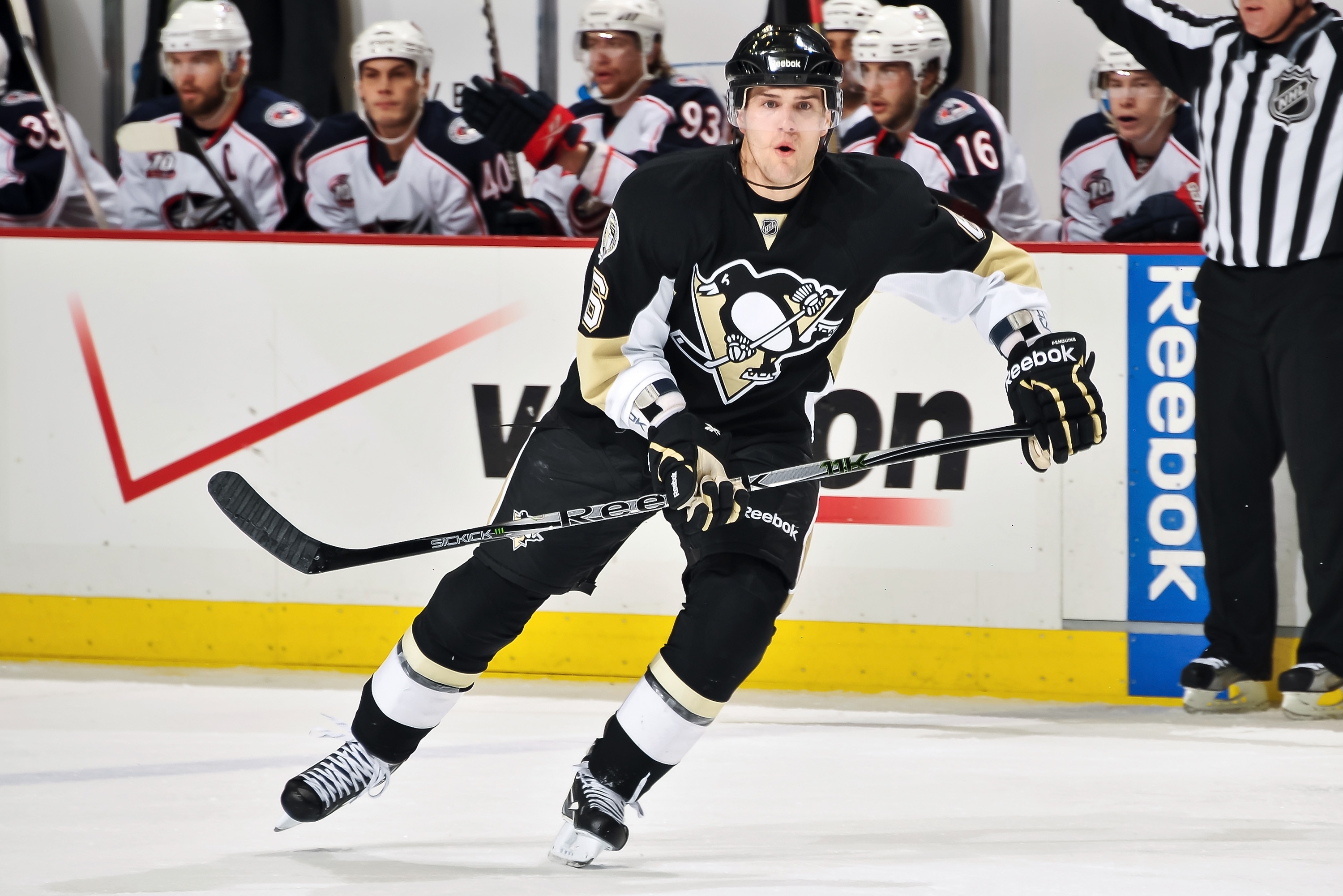 PITTSBURGH, PA - FEBRUARY 8:  Ben Lovejoy #6 of the Pittsburgh Penguins skates against the Columbus Blue Jacketson February 8, 2011 at CONSOL Energy Center in Pittsburgh, Pennsylvania.  (Photo by Jamie Sabau/Getty Images)