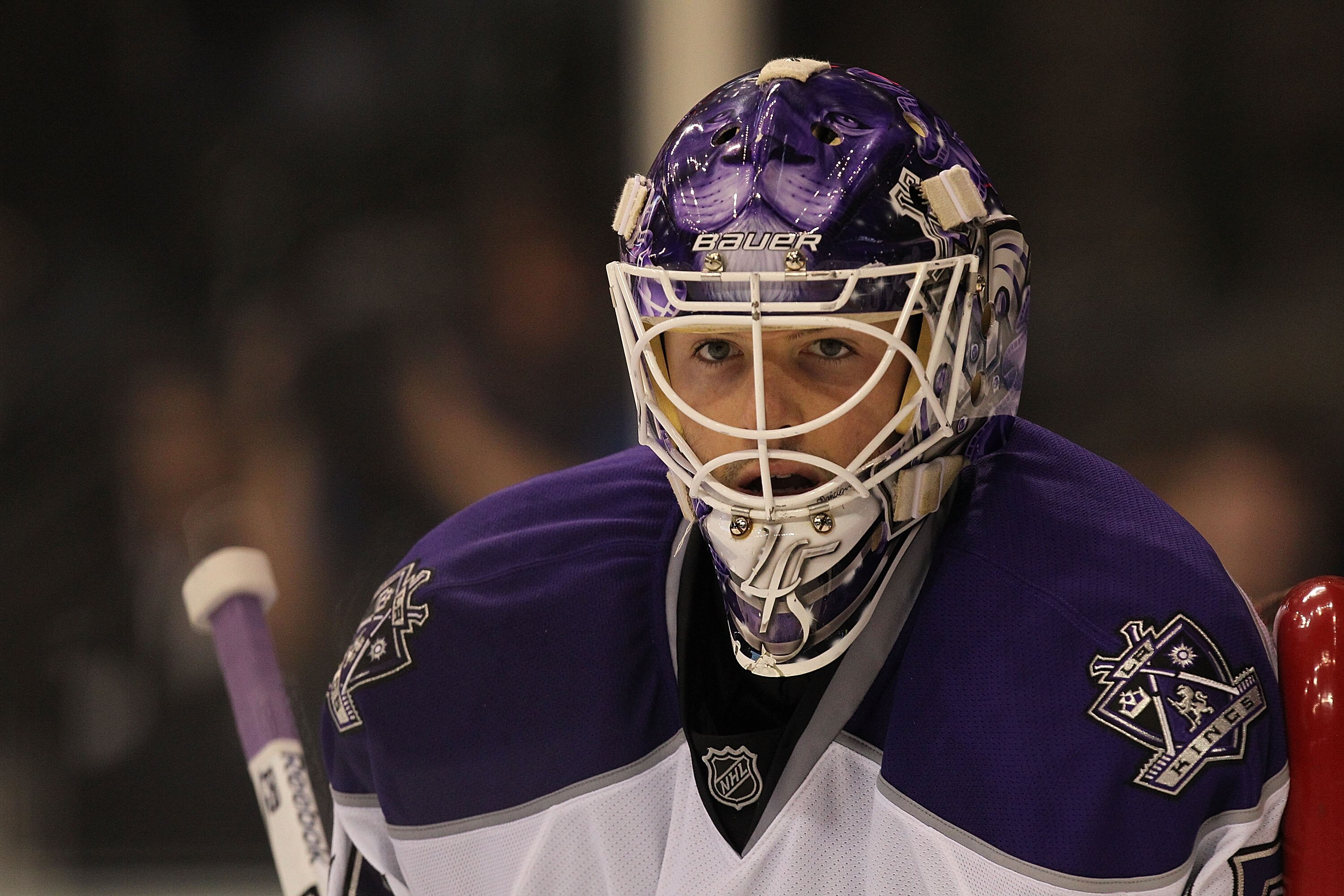 DALLAS, TX - JANUARY 17:  Goalie Jonathan Bernier #45 of the Los Angeles Kings during play against the Dallas Stars at American Airlines Center on January 17, 2011 in Dallas, Texas.  (Photo by Ronald Martinez/Getty Images)