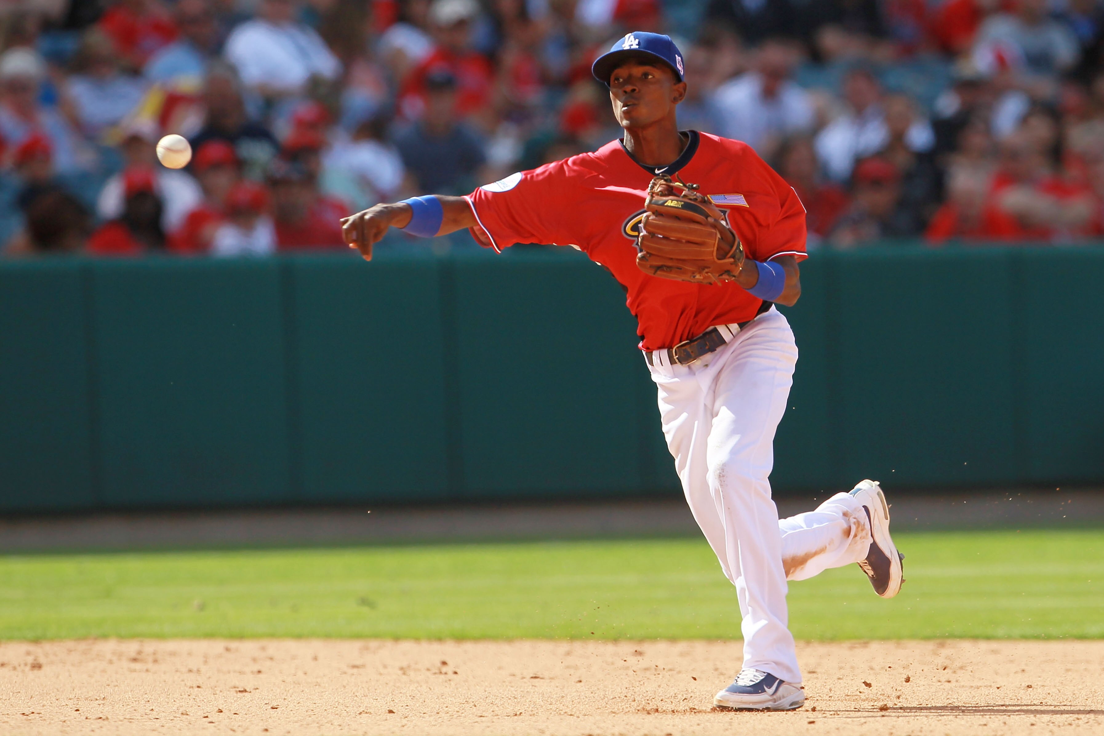 ANAHEIM, CA - JULY 11:  U.S. Futures All-Star Dee Gordon #5 of the Los Angeles Dodgers throws the ball during the 2010 XM All-Star Futures Game at Angel Stadium of Anaheim on July 11, 2010 in Anaheim, California.  (Photo by Jeff Gross/Getty Images)