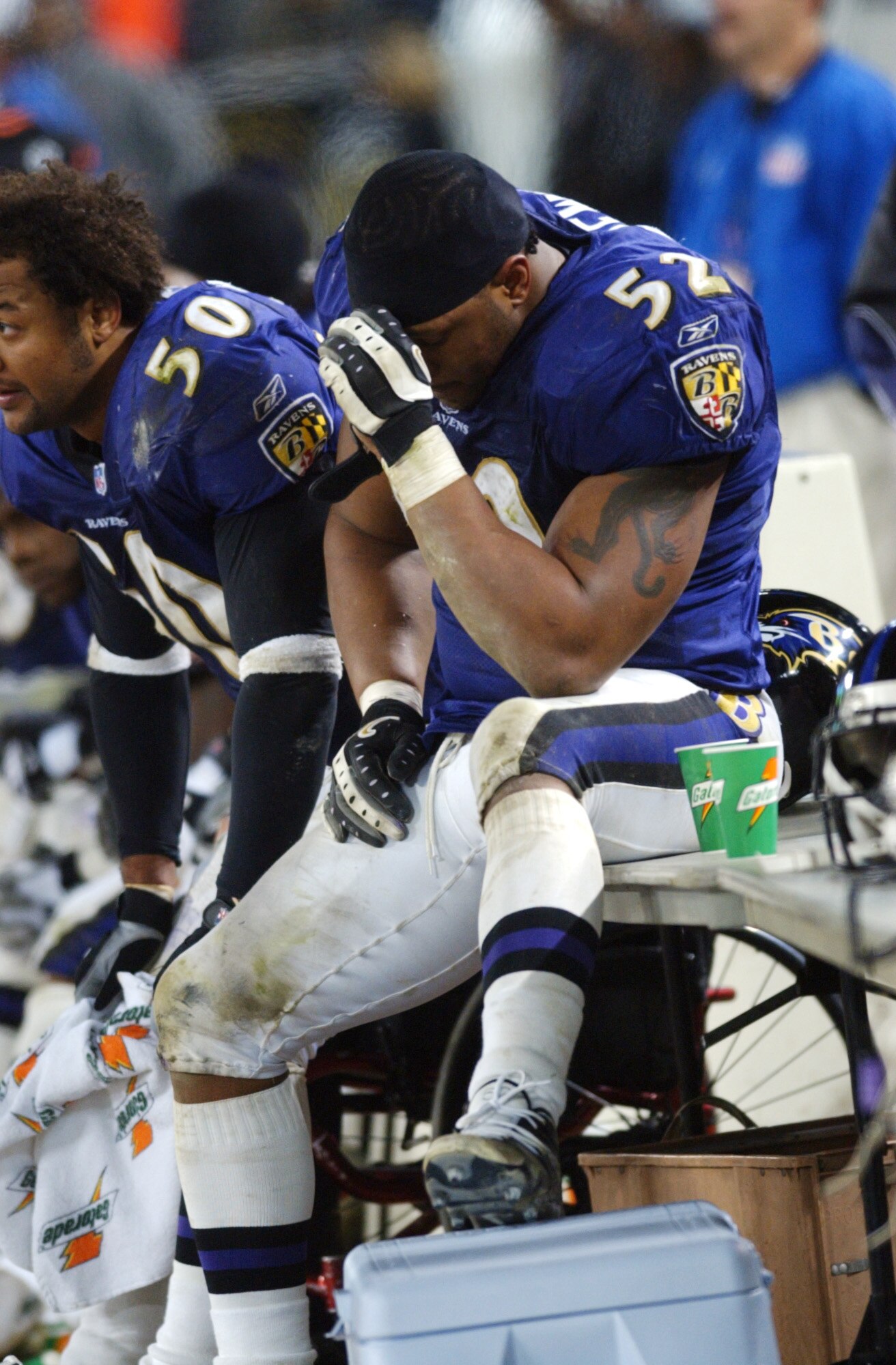16 Dec 2001 : Ray Lewis #52 of the Baltimore Ravens sits on the bench dejected during the game against the Pittsburgh Steelers at PSINet Stadium in Baltimore, Maryland. The Steelers defeated the Ravens 26-2, clinching the AFC Central Championship . DIGITA