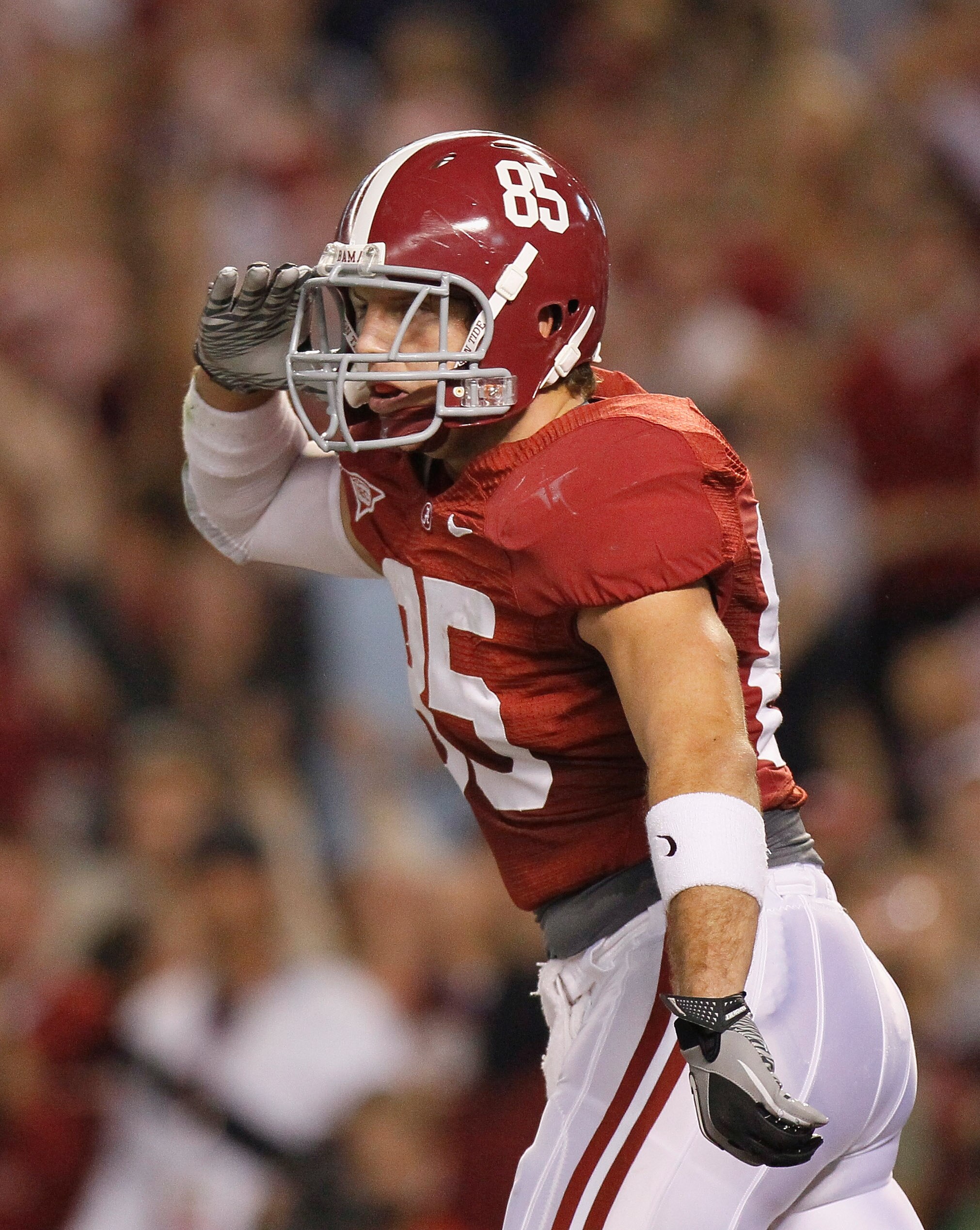 TUSCALOOSA, AL - OCTOBER 16:  Preston Dial #85 of the Alabama Crimson Tide reacts after scoring a touchdown against the Ole Miss Rebels at Bryant-Denny Stadium on October 16, 2010 in Tuscaloosa, Alabama.  (Photo by Kevin C. Cox/Getty Images)